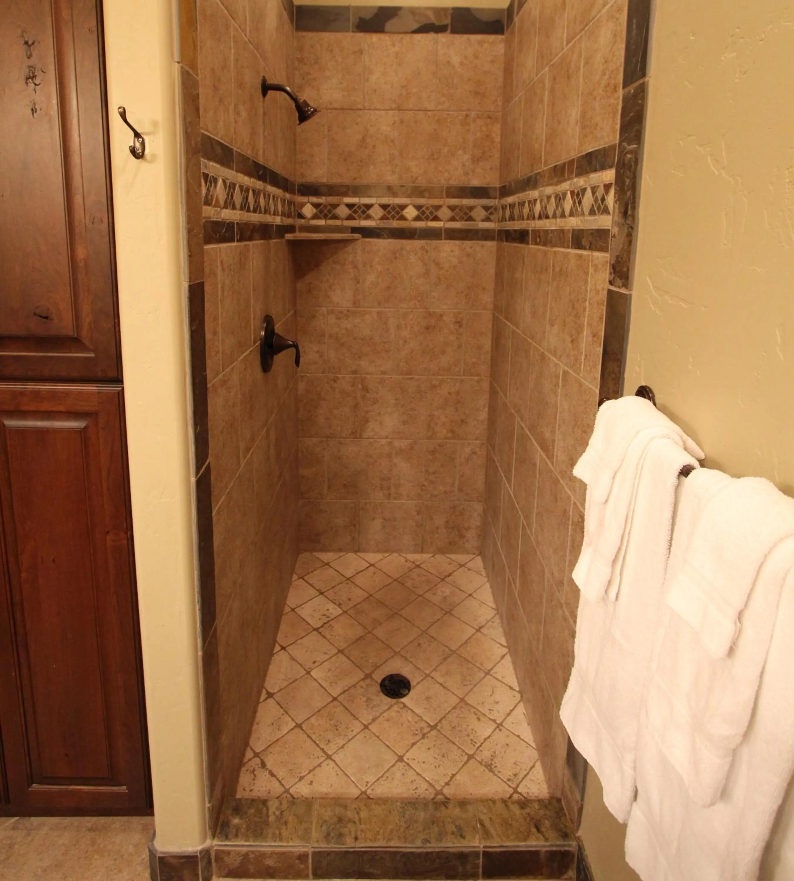 Shower in Canyon Villas at Coral Ridge