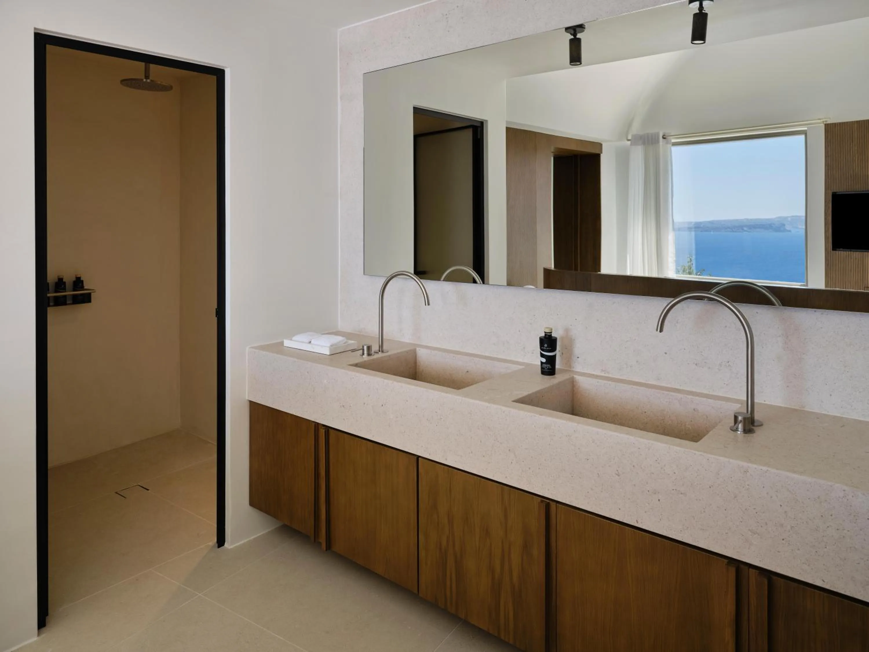 Bathroom in Andronis Luxury Suites