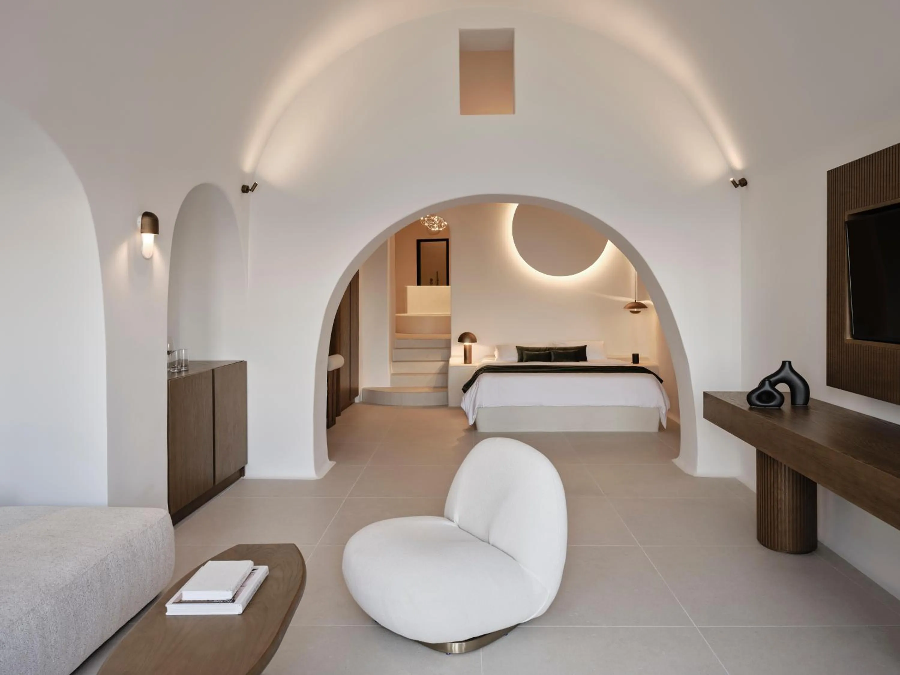 Photo of the whole room, Bed in Andronis Luxury Suites