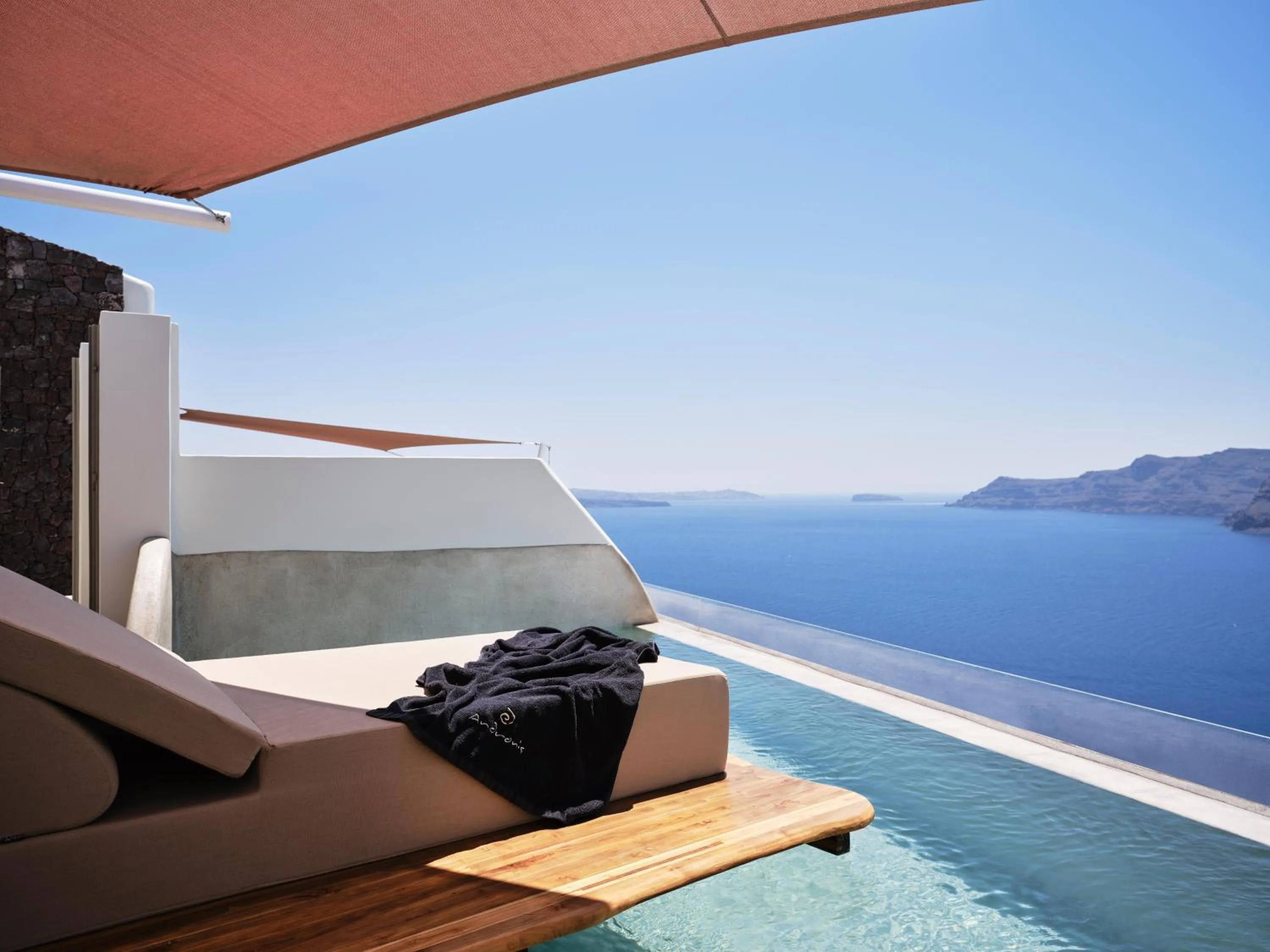 Photo of the whole room in Andronis Luxury Suites