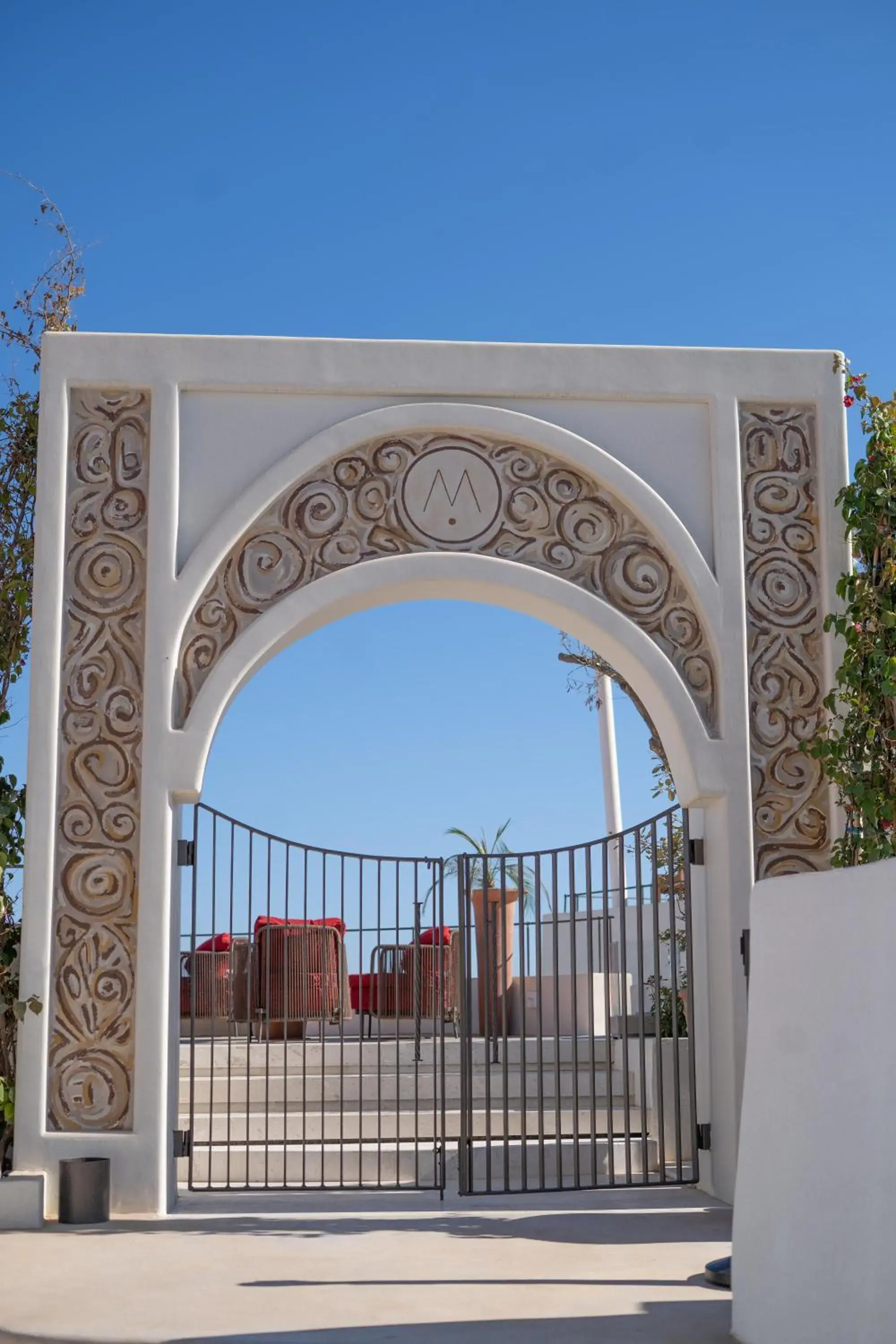 Restaurant/places to eat in Andronis Luxury Suites Restaurant/places to eat in Andronis Luxury Suites