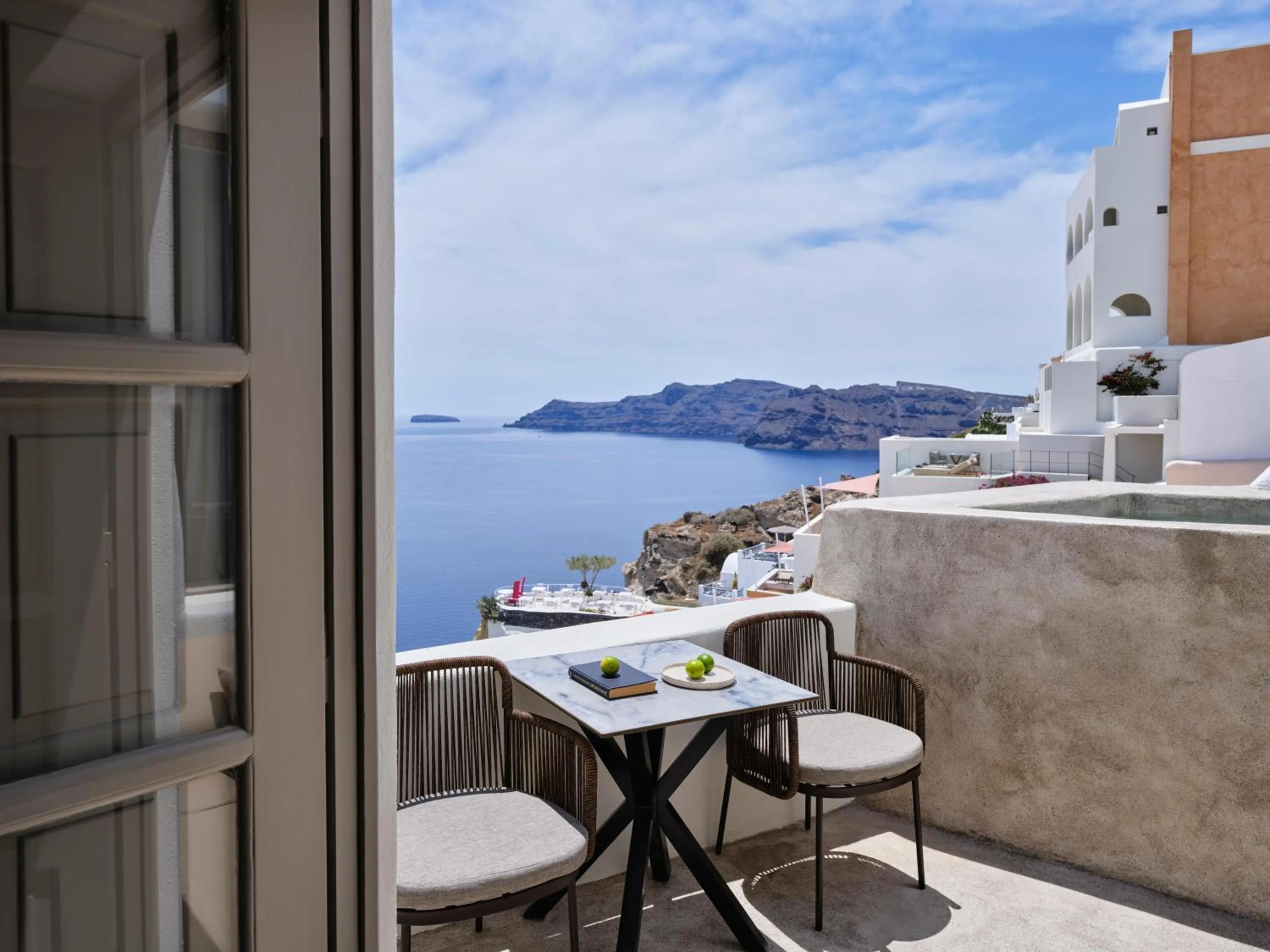 Photo of the whole room in Andronis Luxury Suites