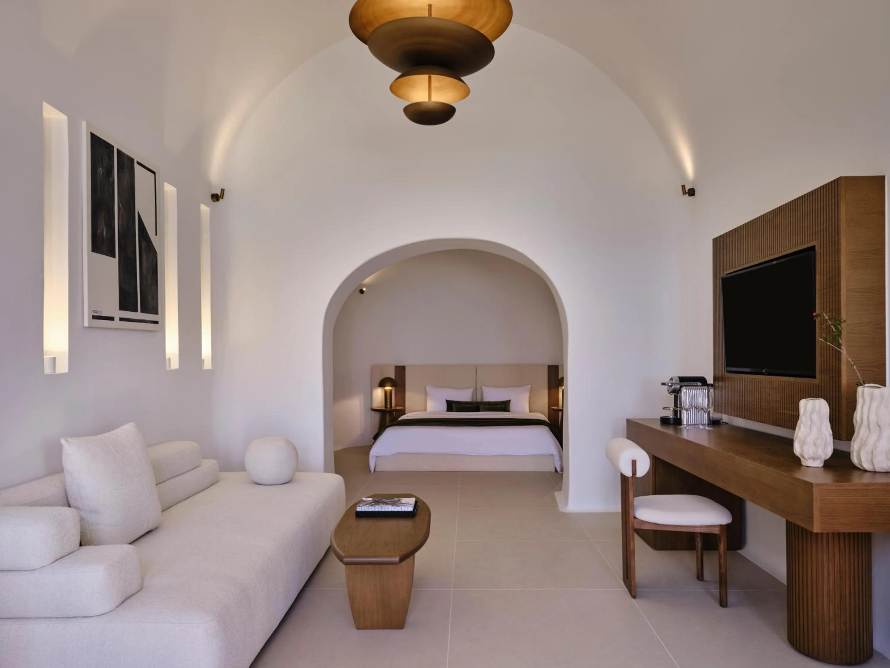 Photo of the whole room, Bed in Andronis Luxury Suites