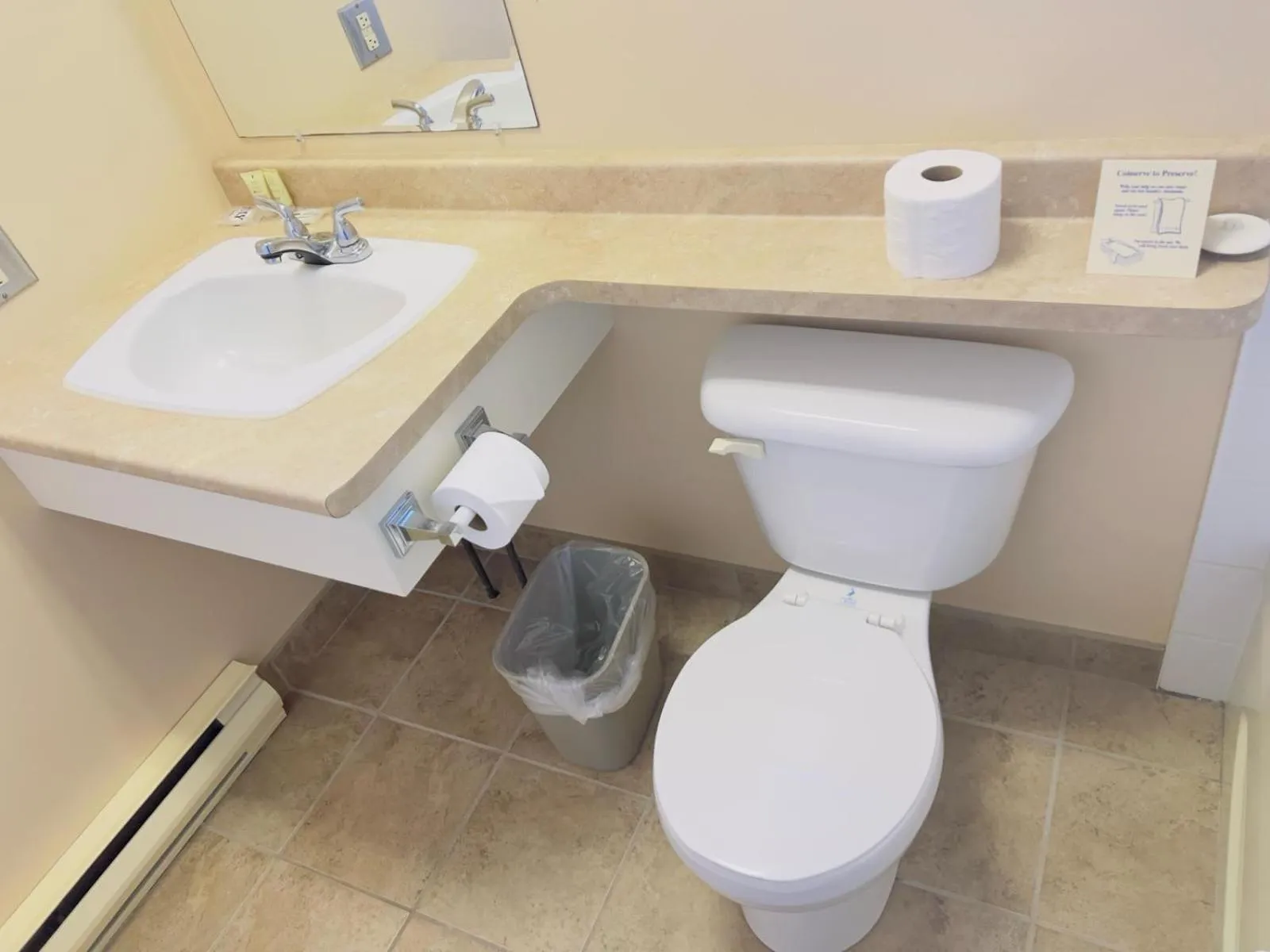 Toilet in Ceilidh Country Lodge