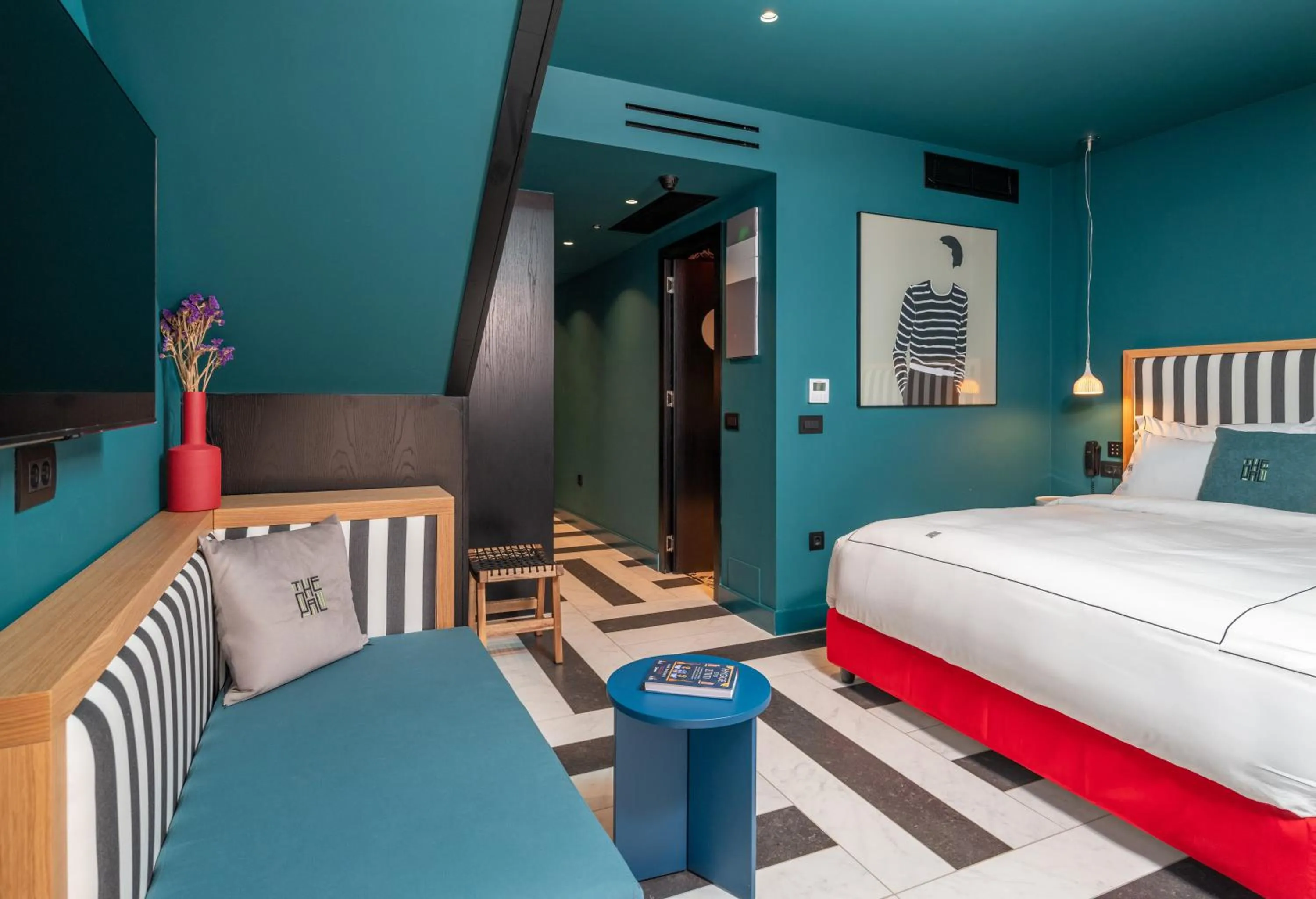 Living room, Bed in The Pal Living in a Concept