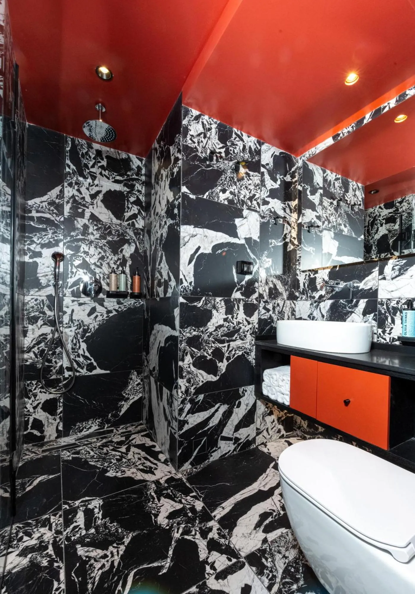 Bathroom in The Pal Living in a Concept