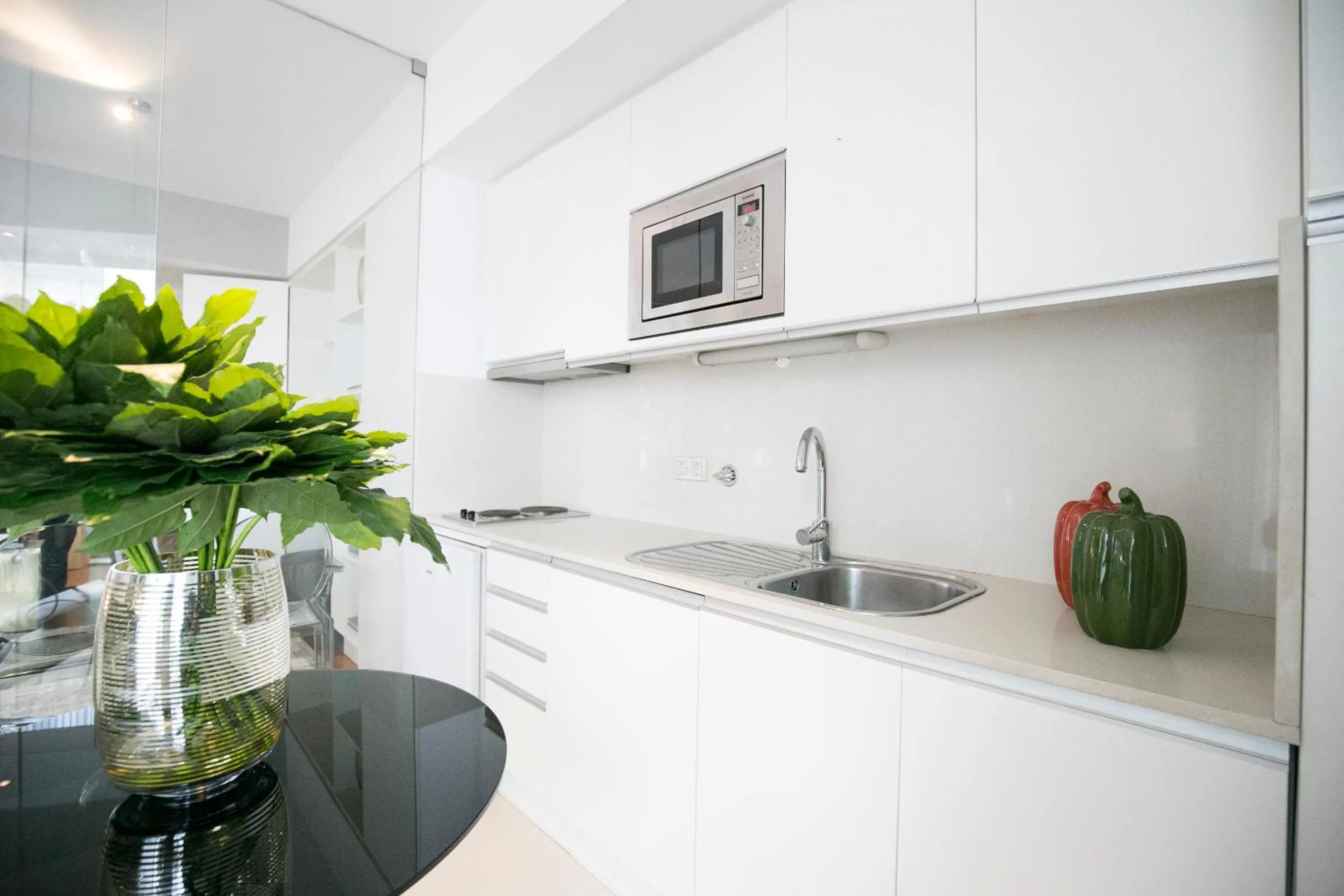 Kitchen or kitchenette in Lisbon Downtown Apartment Free Parking
