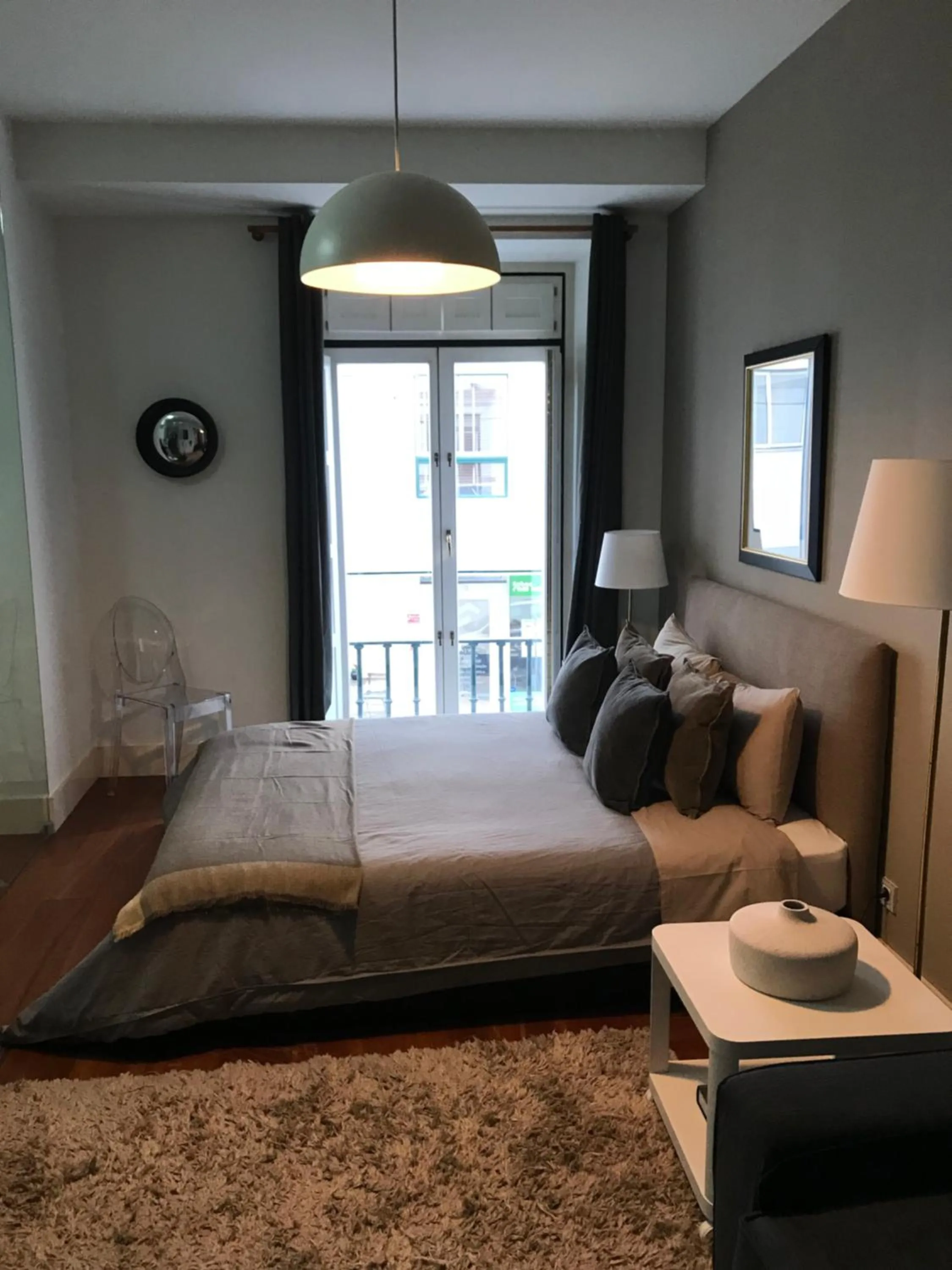 Bedroom, Bed in Lisbon Downtown Apartment Free Parking