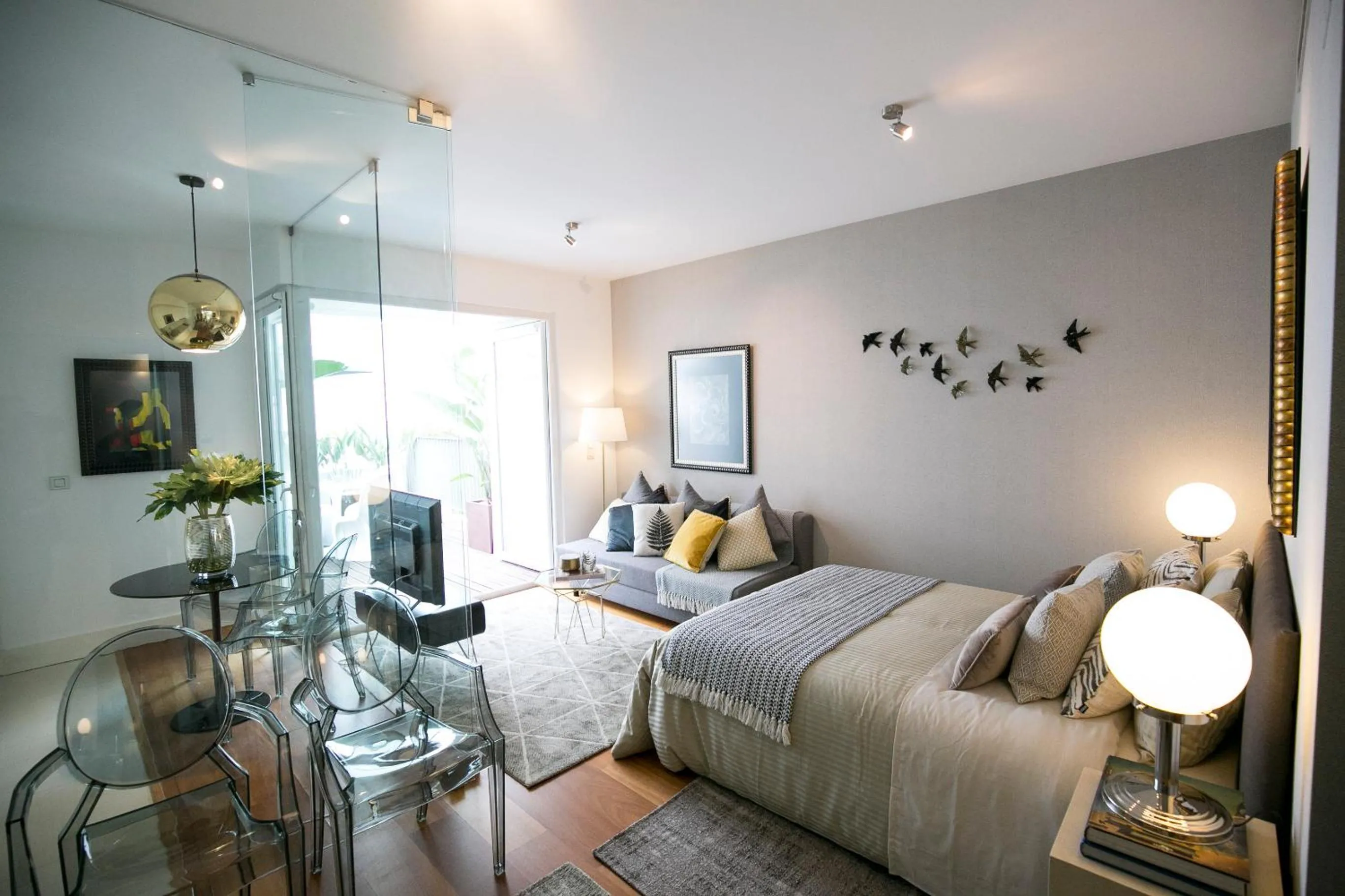TV and multimedia, Bed in Lisbon Downtown Apartment Free Parking