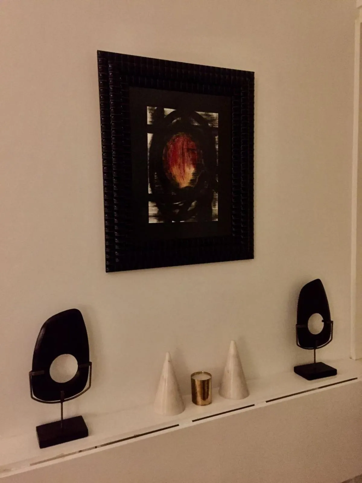 Decorative detail in Lisbon Downtown Apartment Free Parking