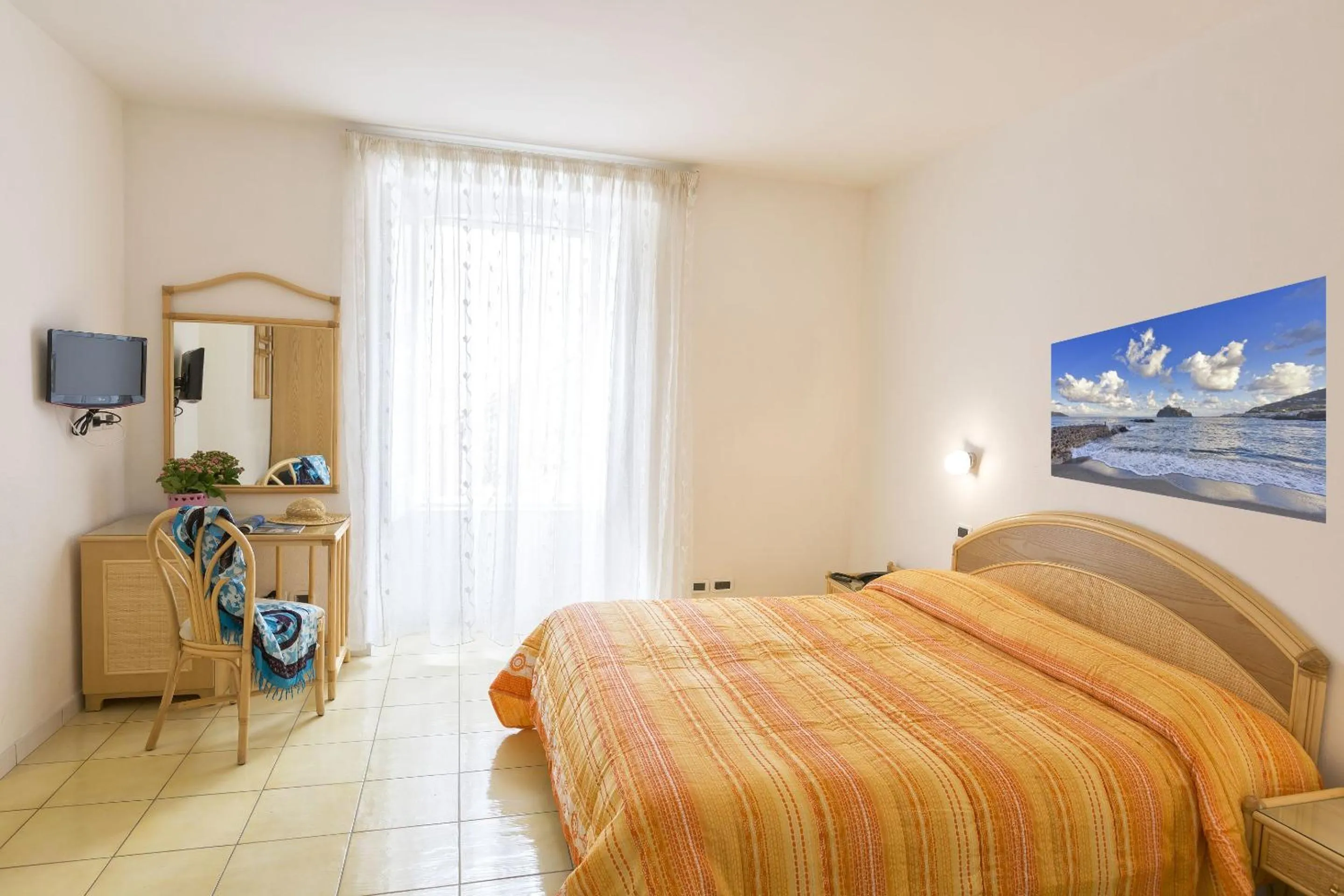 Bedroom, Bed in Hotel Vittoria