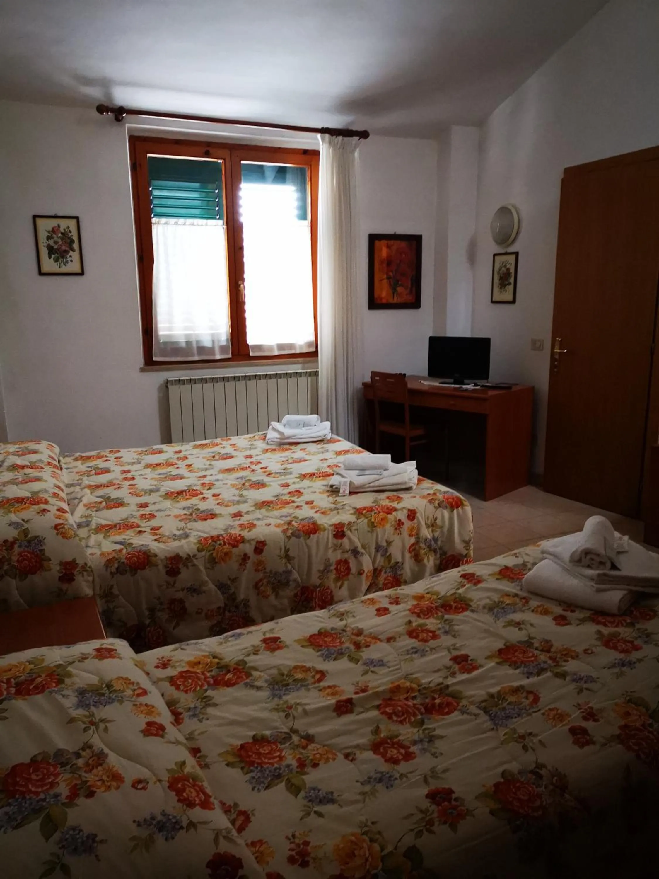 Bedroom, Bed in Osteria dei Locandieri