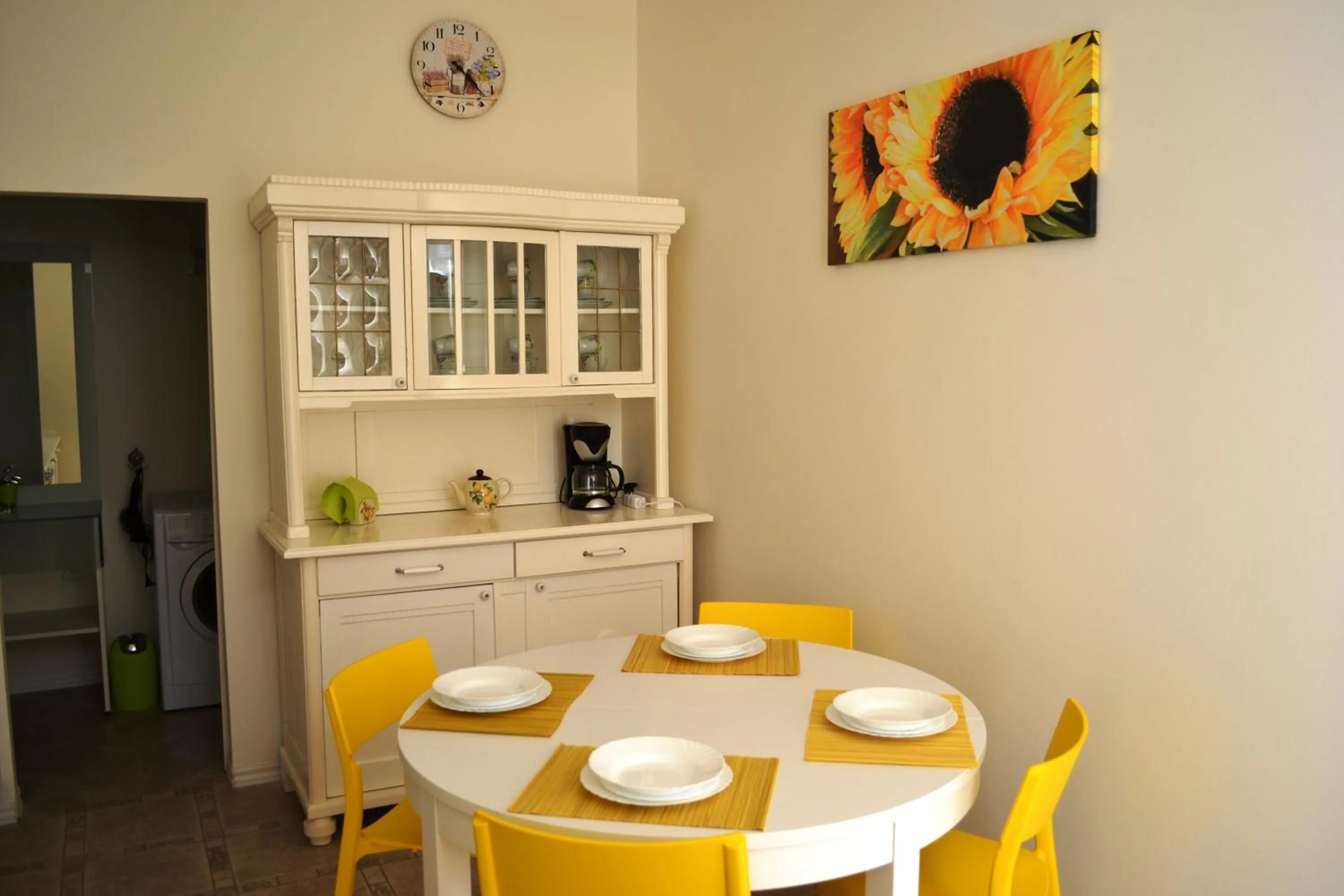 Sunflower 2BDR Flat By Ruterra