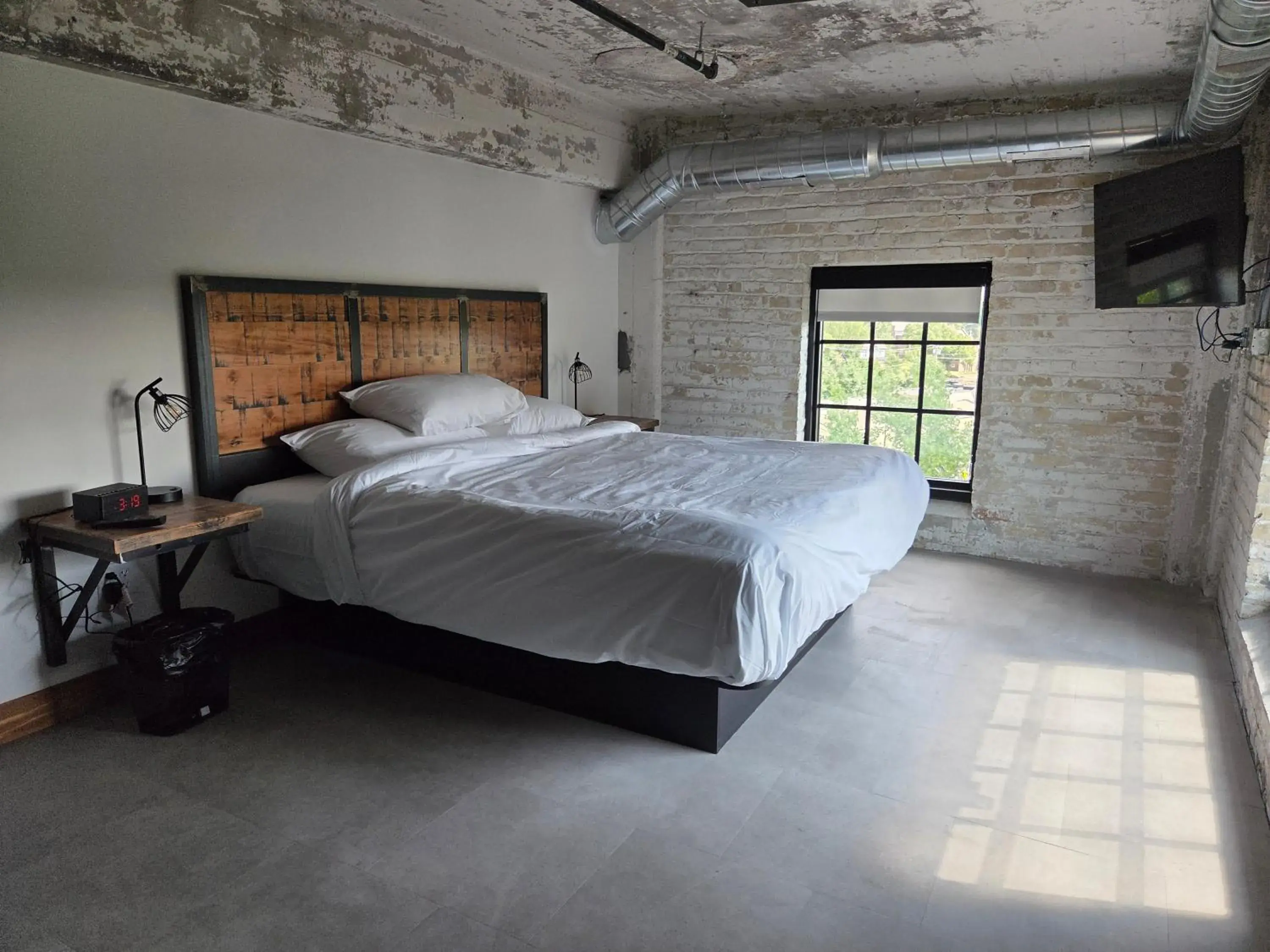 Two-Bedroom Suite in The Mill Hotel Two-Bedroom Suite in The Mill Hotel