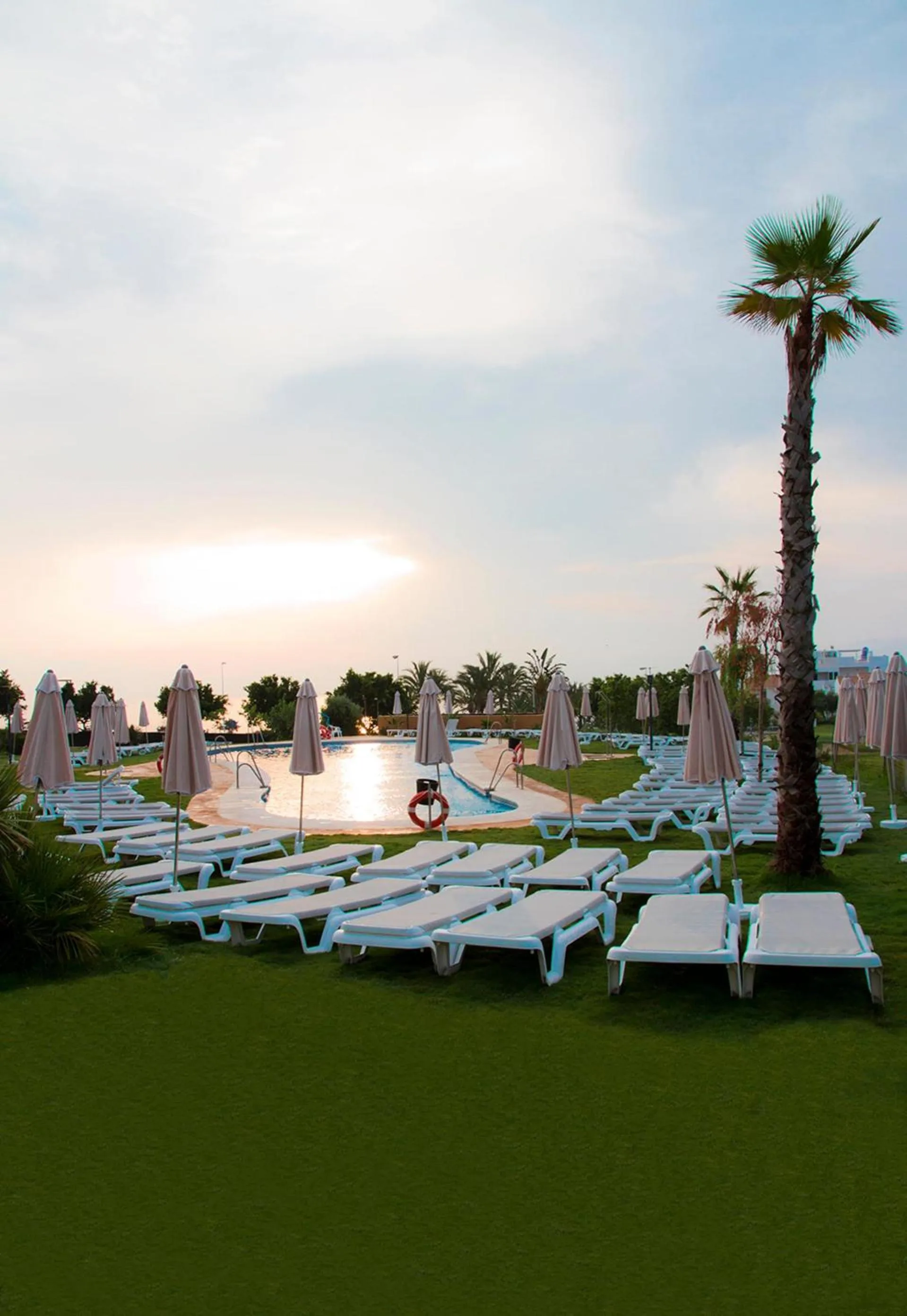 Swimming pool in ALEGRIA Palacio Mojacar & Spa - Adults Only