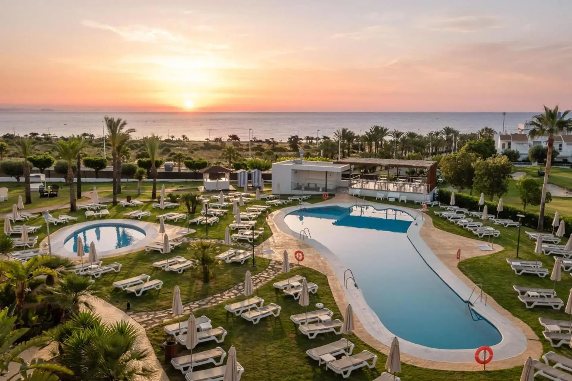 Swimming pool in ALEGRIA Palacio Mojacar - Adults Only Swimming pool in ALEGRIA Palacio Mojacar - Adults Only