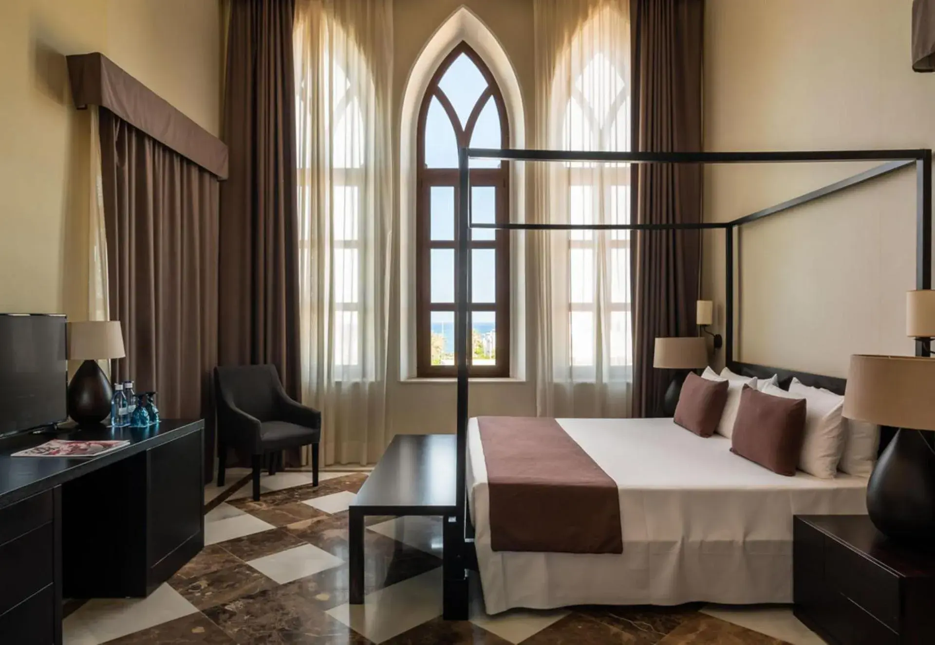 Photo of the whole room, Bed in ALEGRIA Palacio Mojacar - Adults Only Photo of the whole room, Bed in ALEGRIA Palacio Mojacar - Adults Only