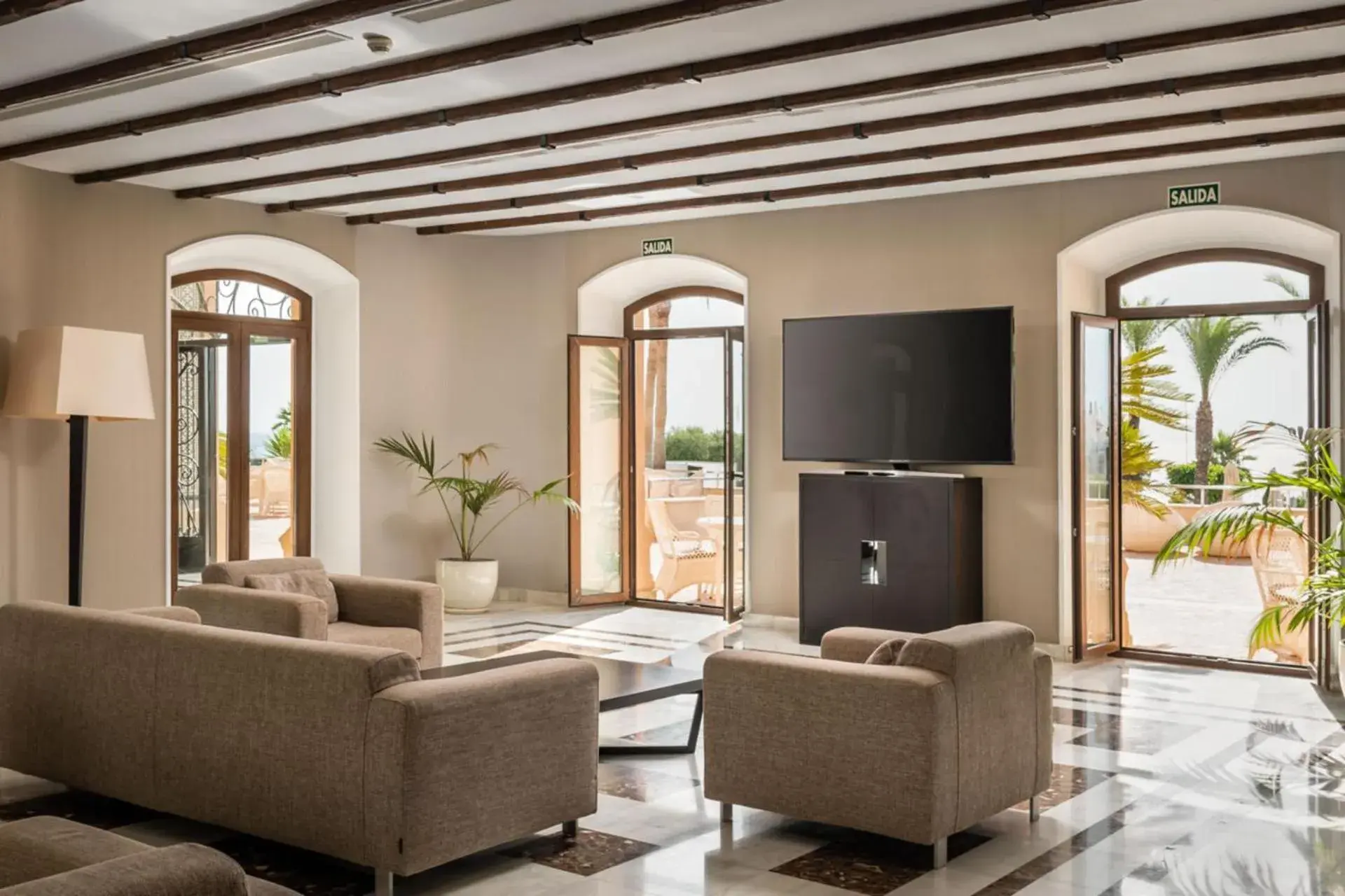 Lounge or bar in ALEGRIA Palacio Mojacar - Adults Only Lounge or bar in ALEGRIA Palacio Mojacar - Adults Only