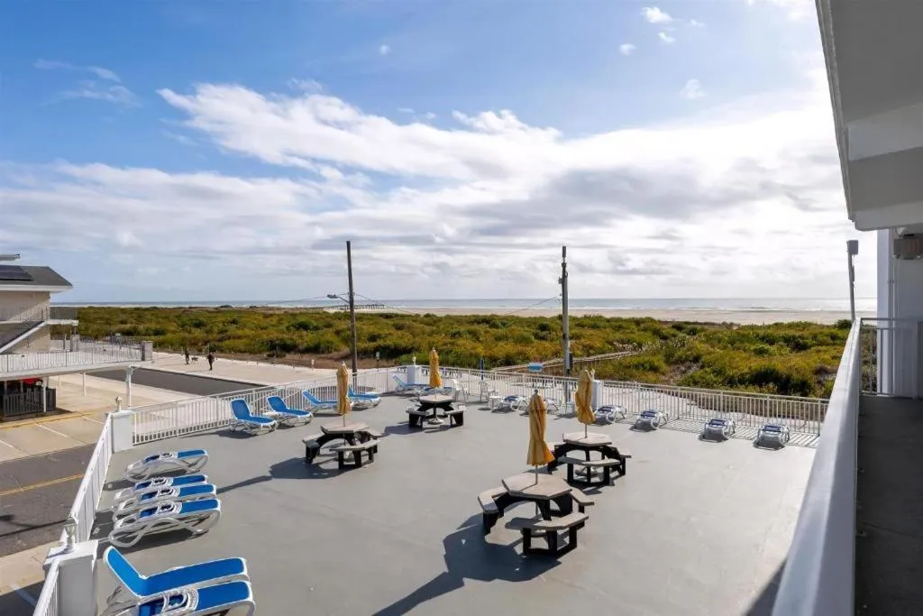 Balcony/Terrace in Nassau Inn Beachfront