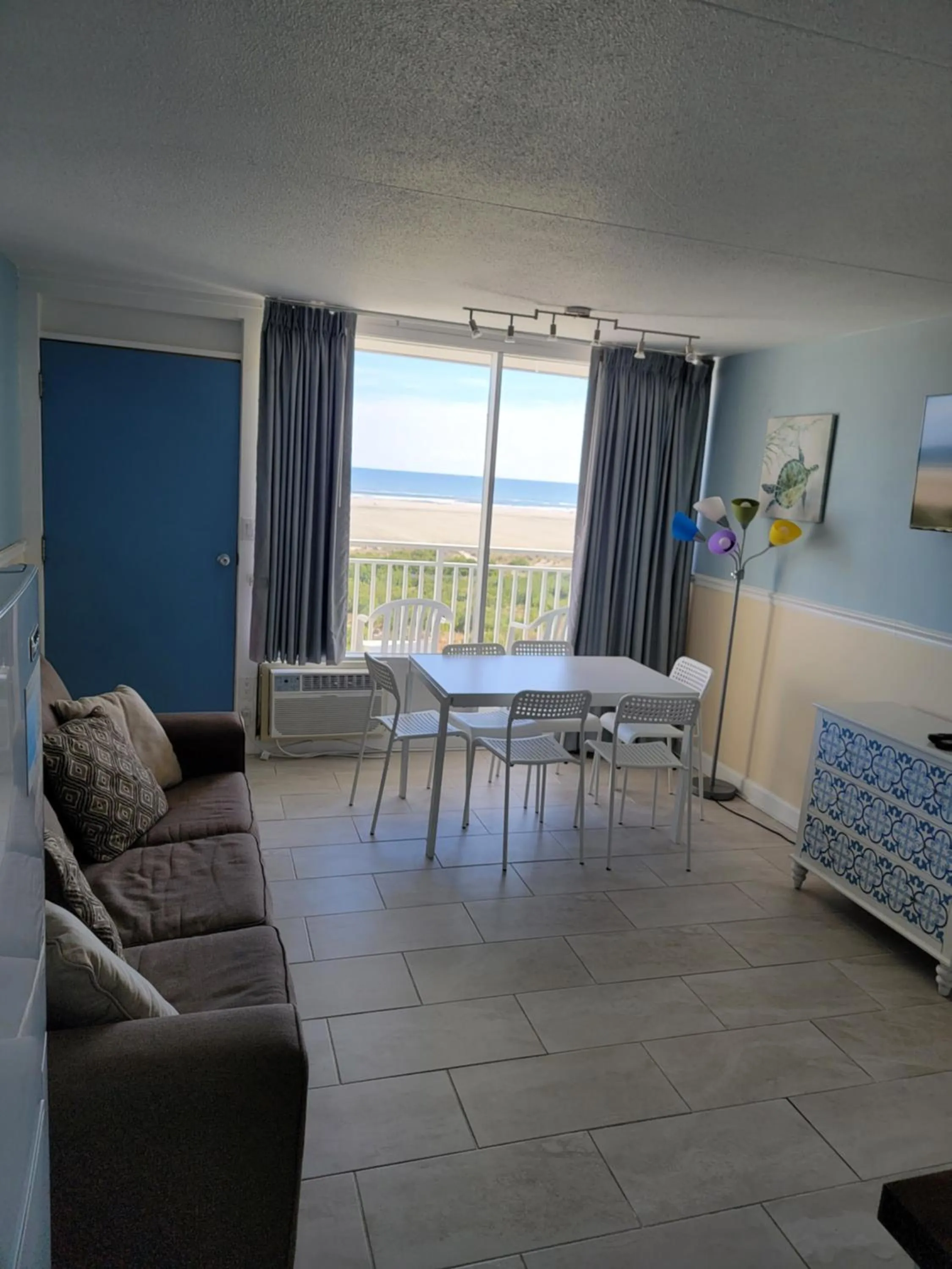 Balcony/Terrace in Nassau Inn Beachfront