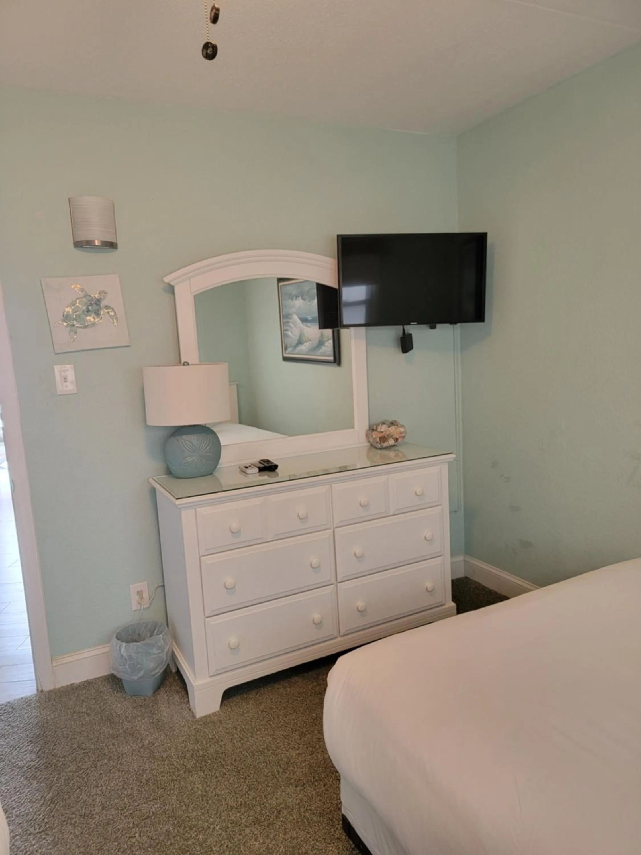 Bedroom, Bed in Nassau Inn Beachfront