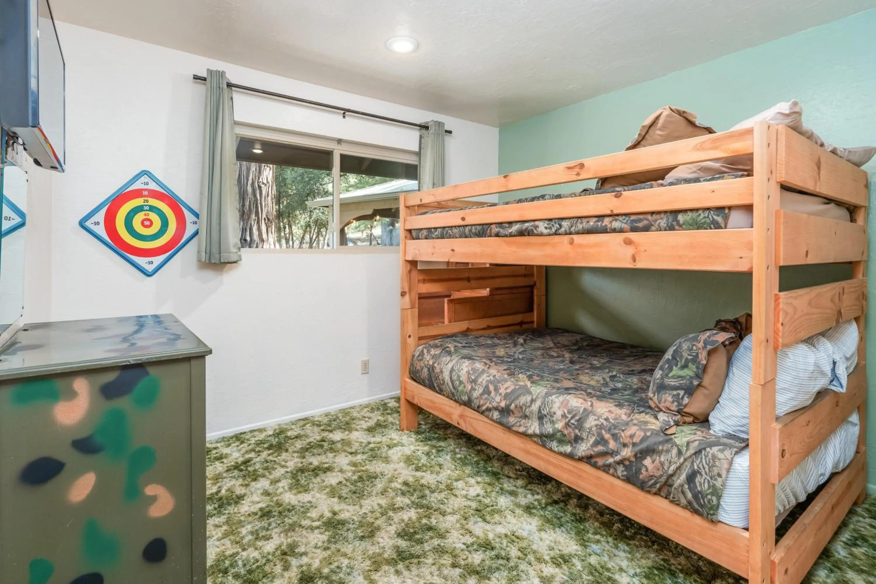 Bed in Cedar Mountain Lodge