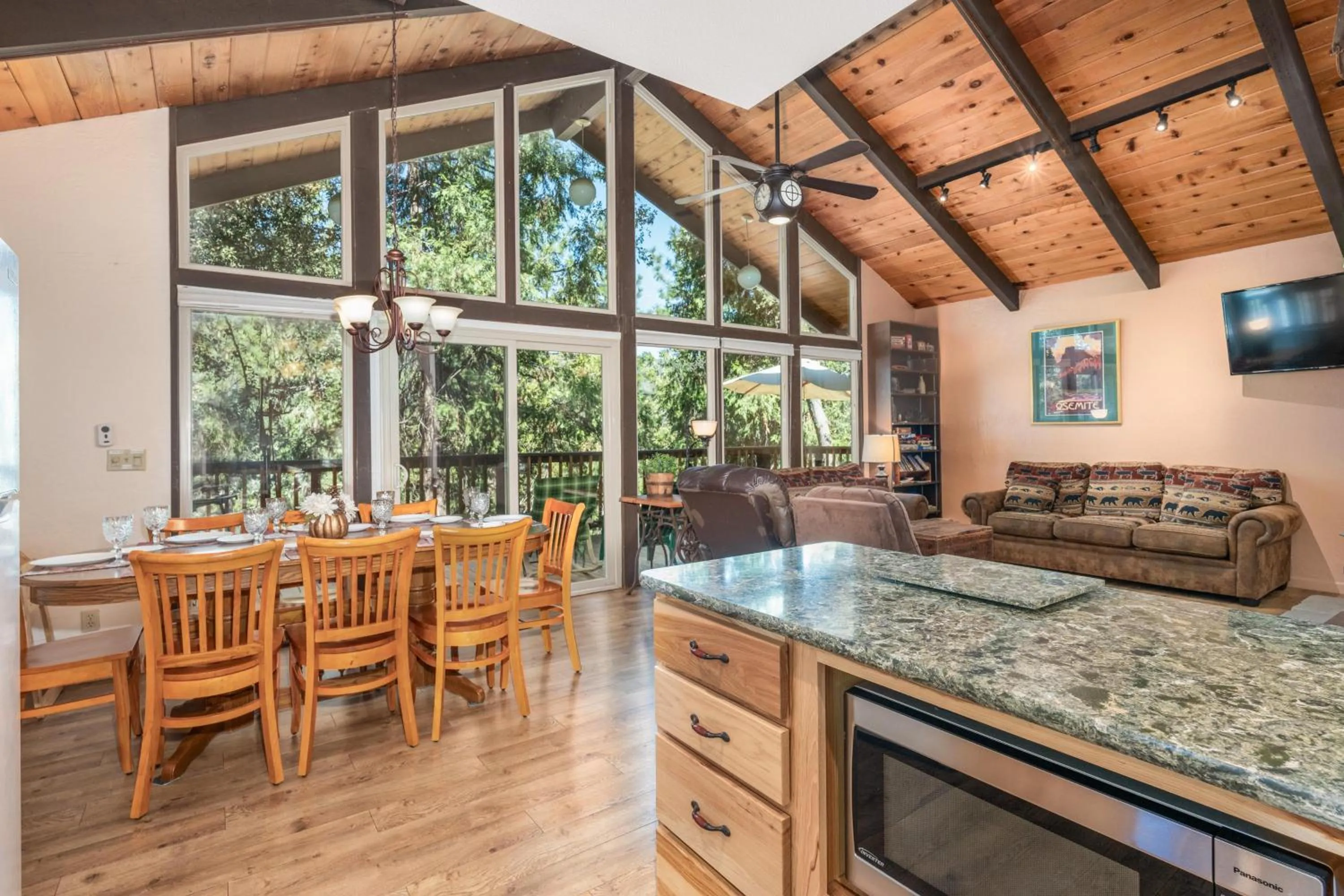 Cedar Mountain Lodge