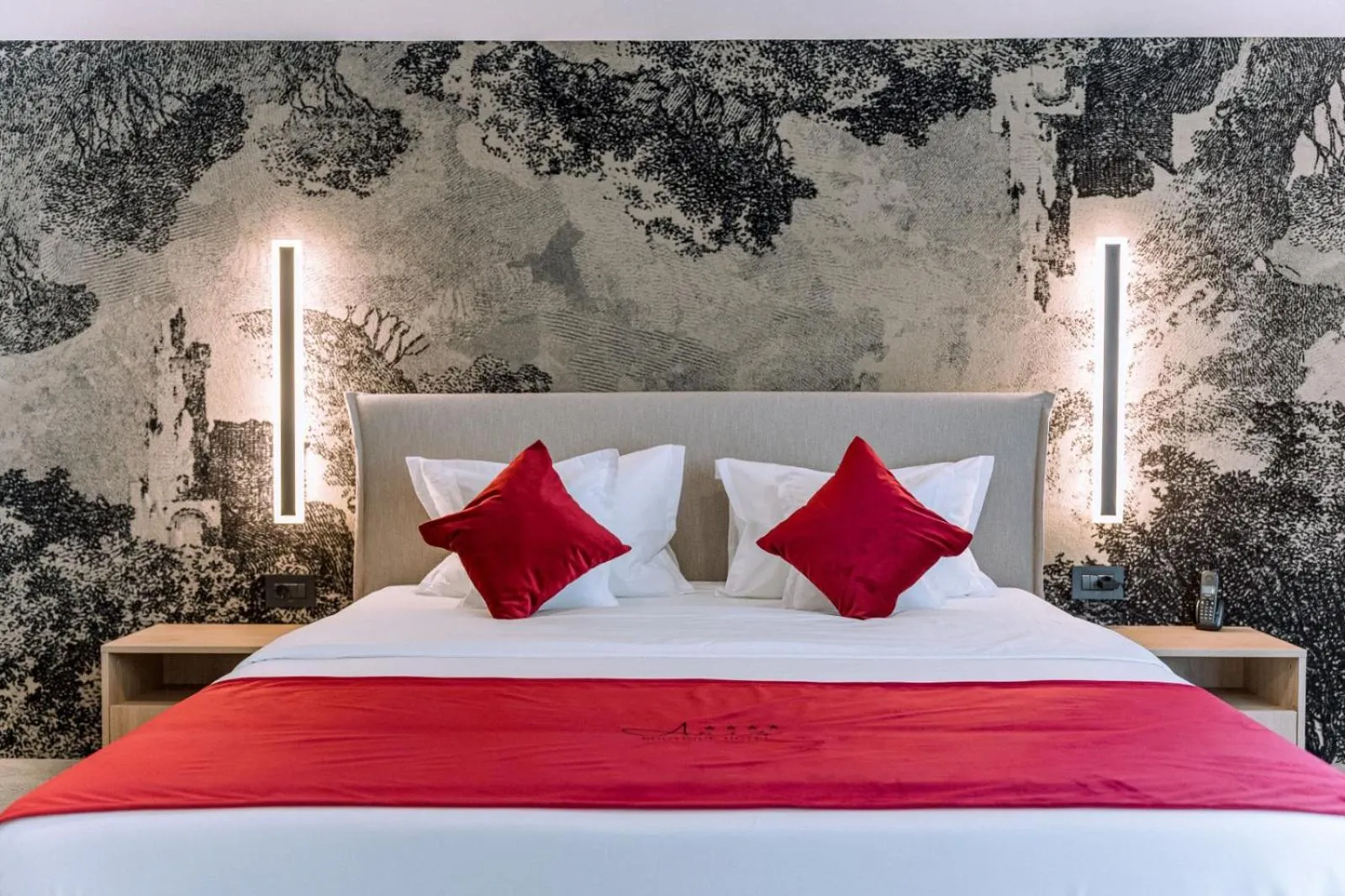 Bed in ARIS Boutique Hotel & SPA