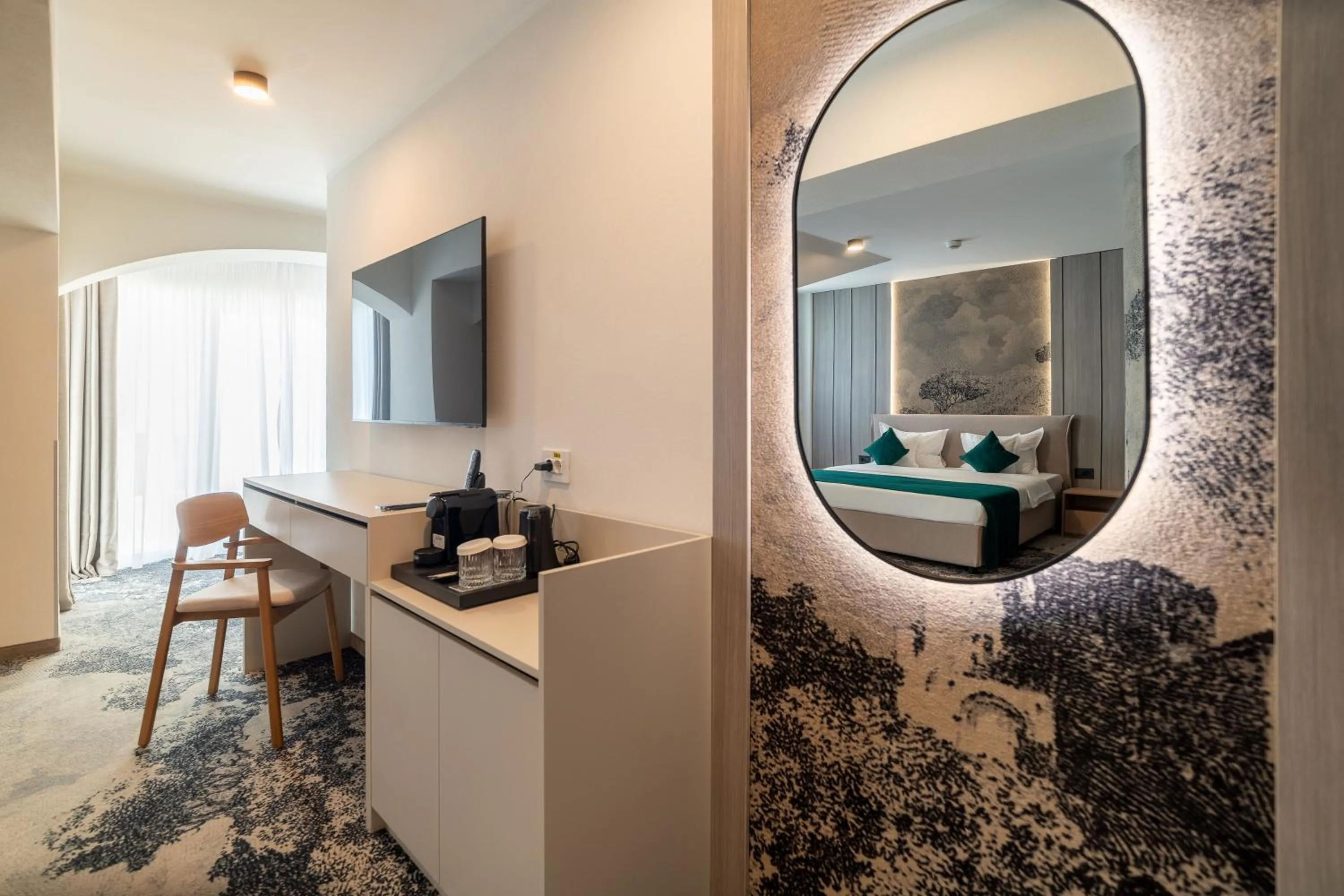 TV and multimedia in ARIS Boutique Hotel & SPA