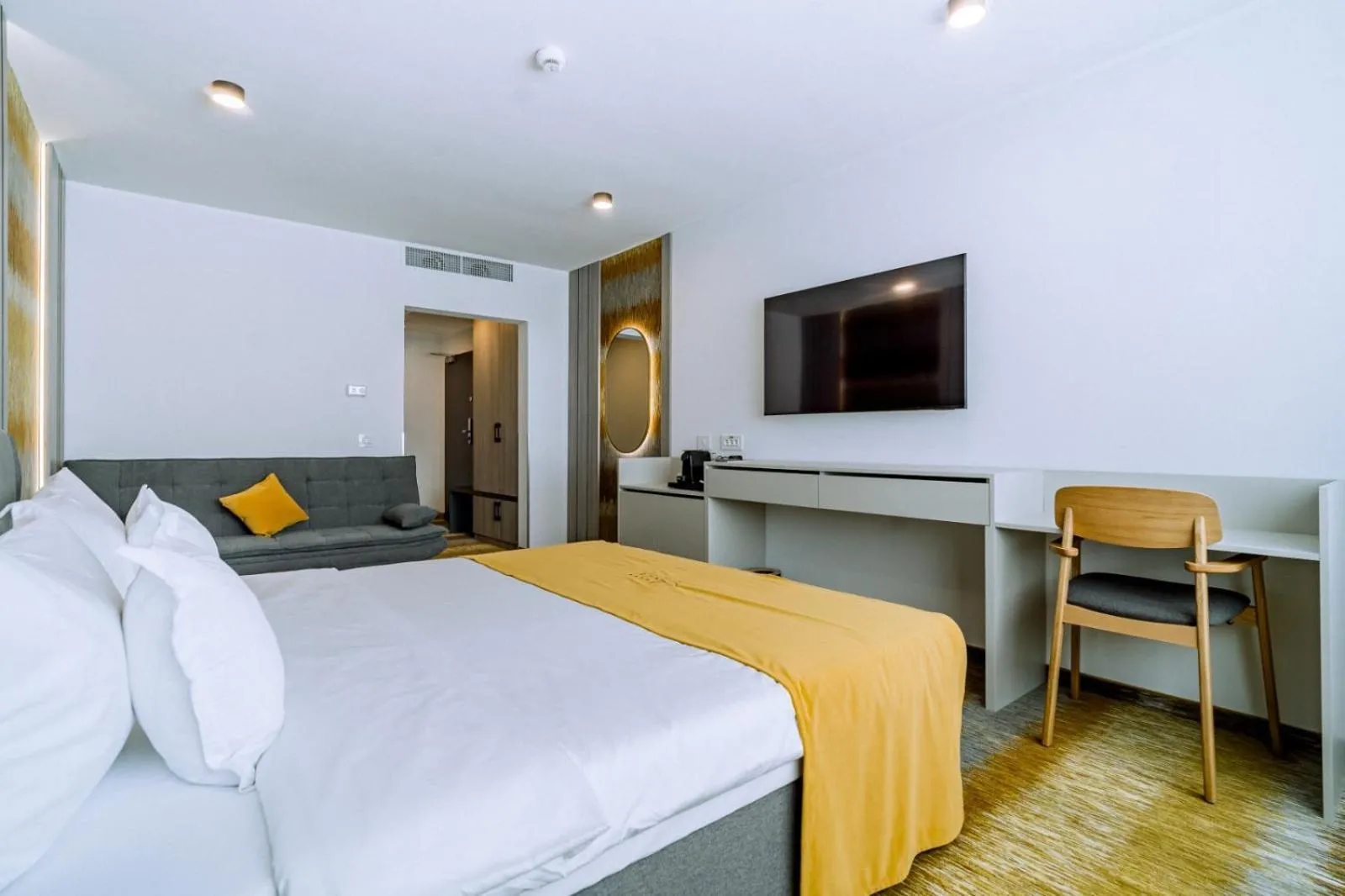TV and multimedia, Bed in ARIS Boutique Hotel & SPA