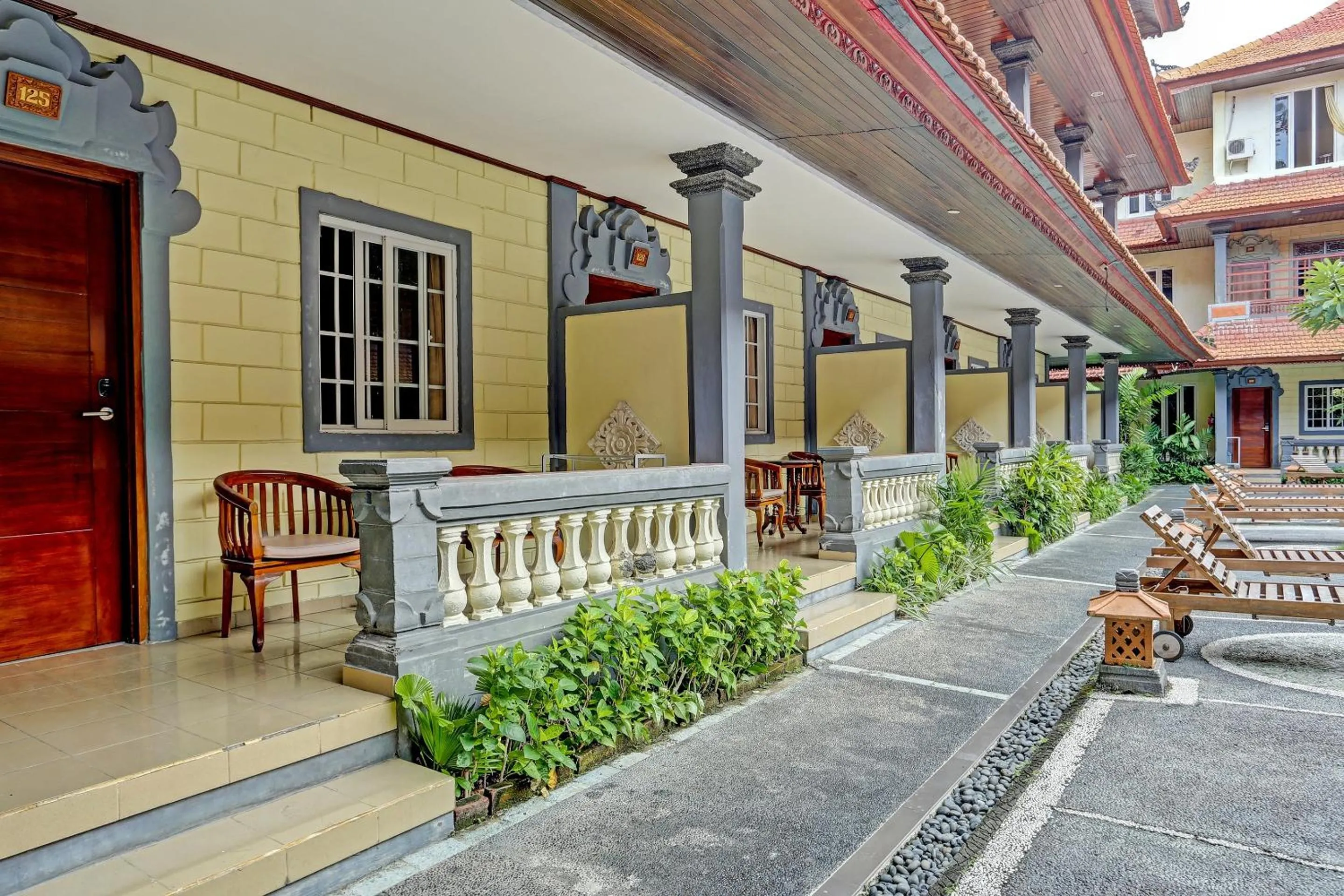 Lobby or reception in Collection O 91081 New Arena Hotel