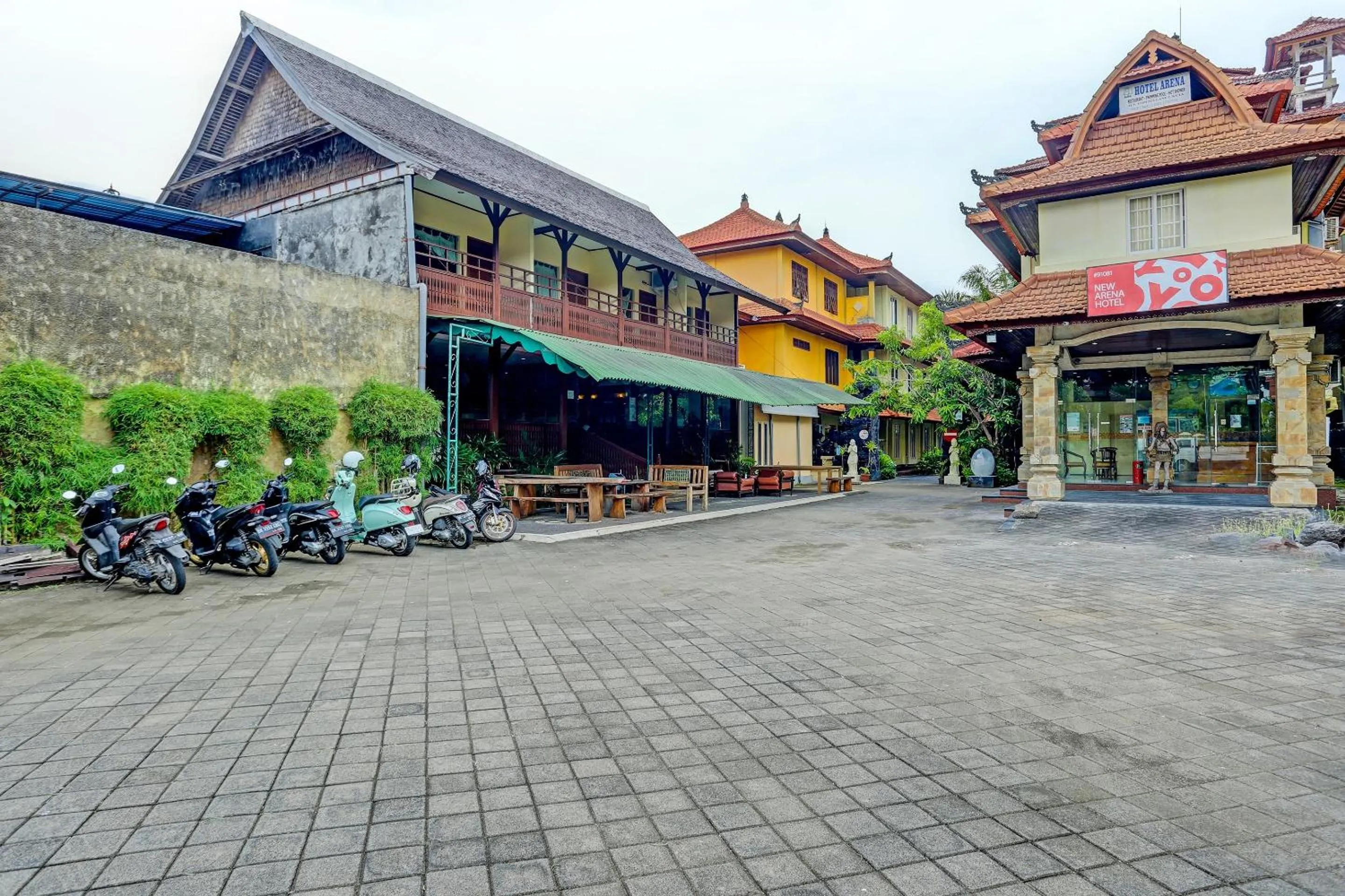 Facade/entrance in Collection O 91081 New Arena Hotel