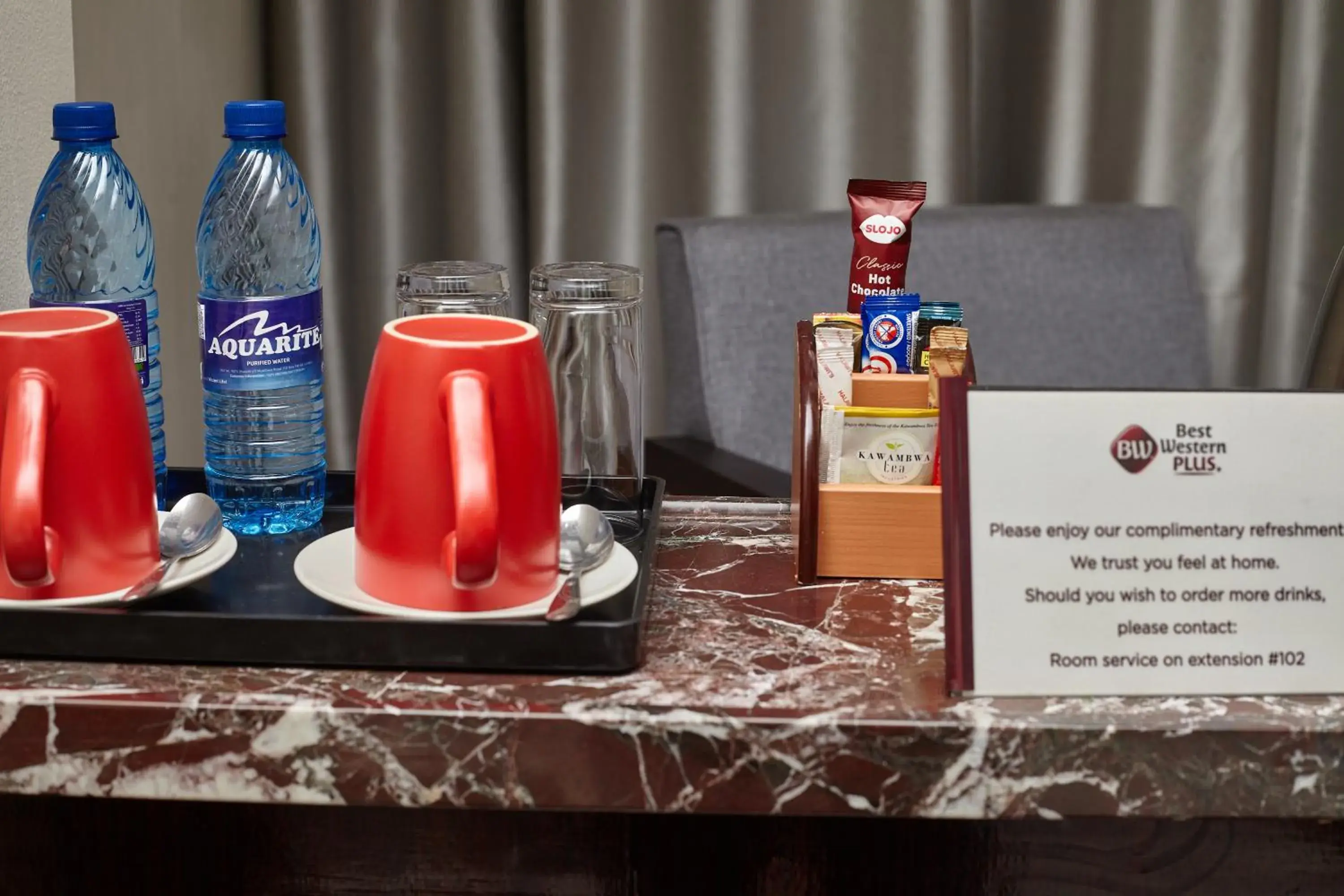 Standard King Room with Courtyard View - Non-Smoking in Best Western Plus Paramount Hotel Standard King Room with Courtyard View - Non-Smoking in Best Western Plus Paramount Hotel