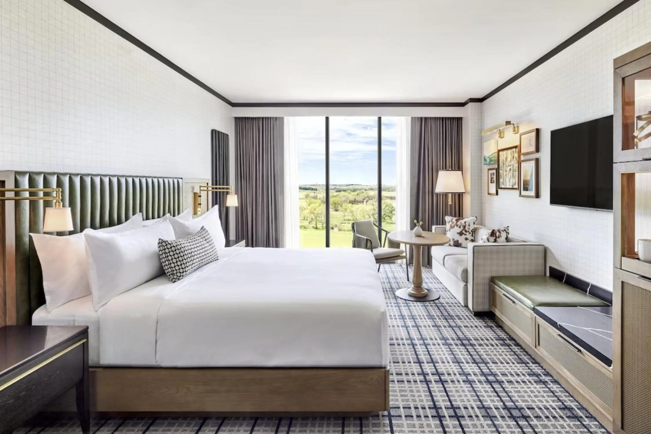 Bed in Omni PGA Frisco Resort by Suiteness