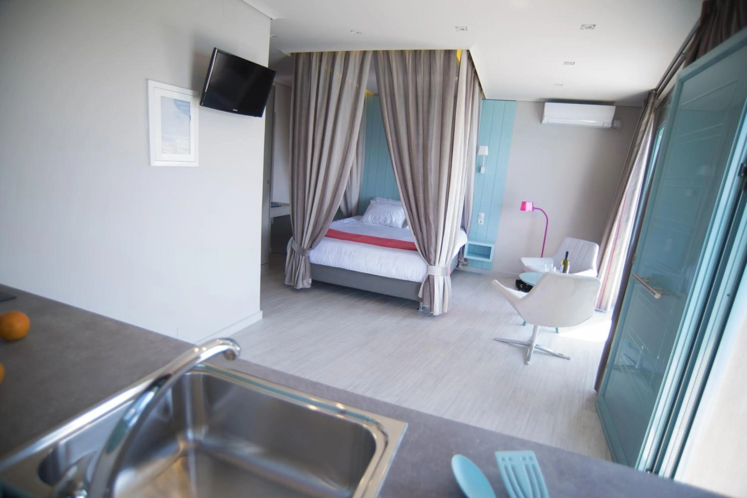 Bed in The Ionian View