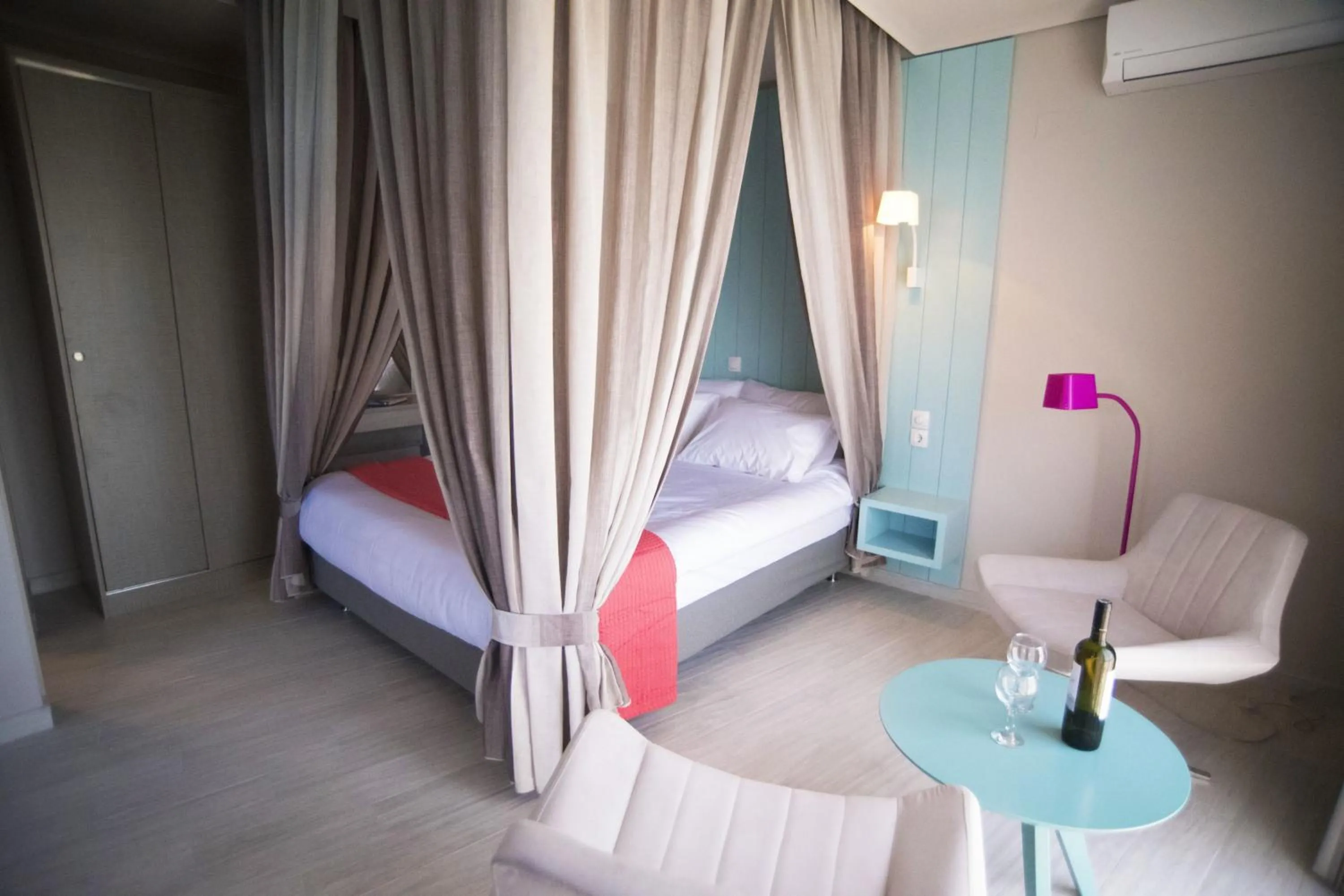 Bed in The Ionian View