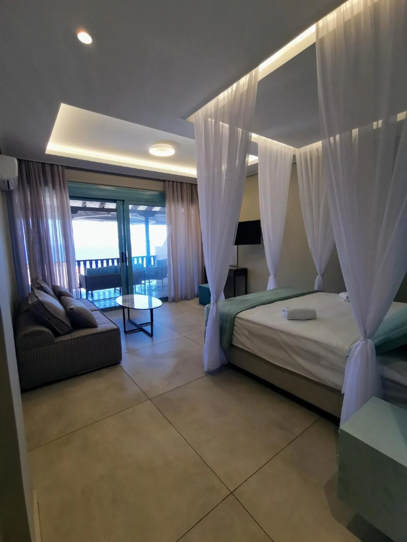 Bed in The Ionian View