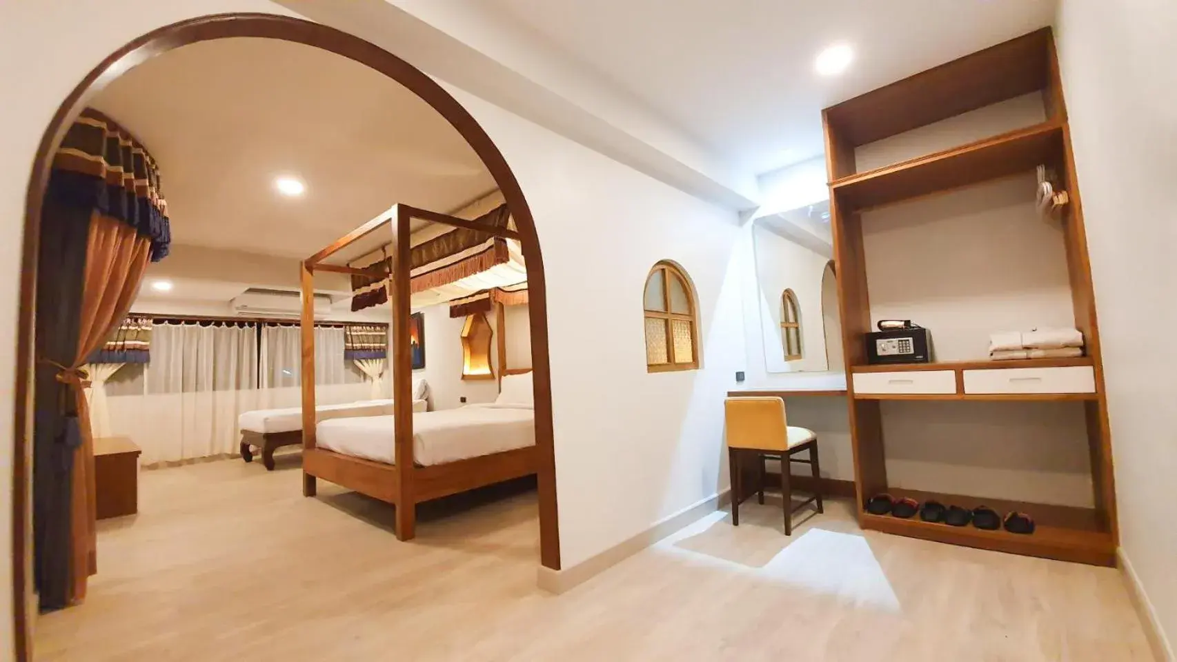 Family Suite in Big Tree Old Town Hotel Family Suite in Big Tree Old Town Hotel