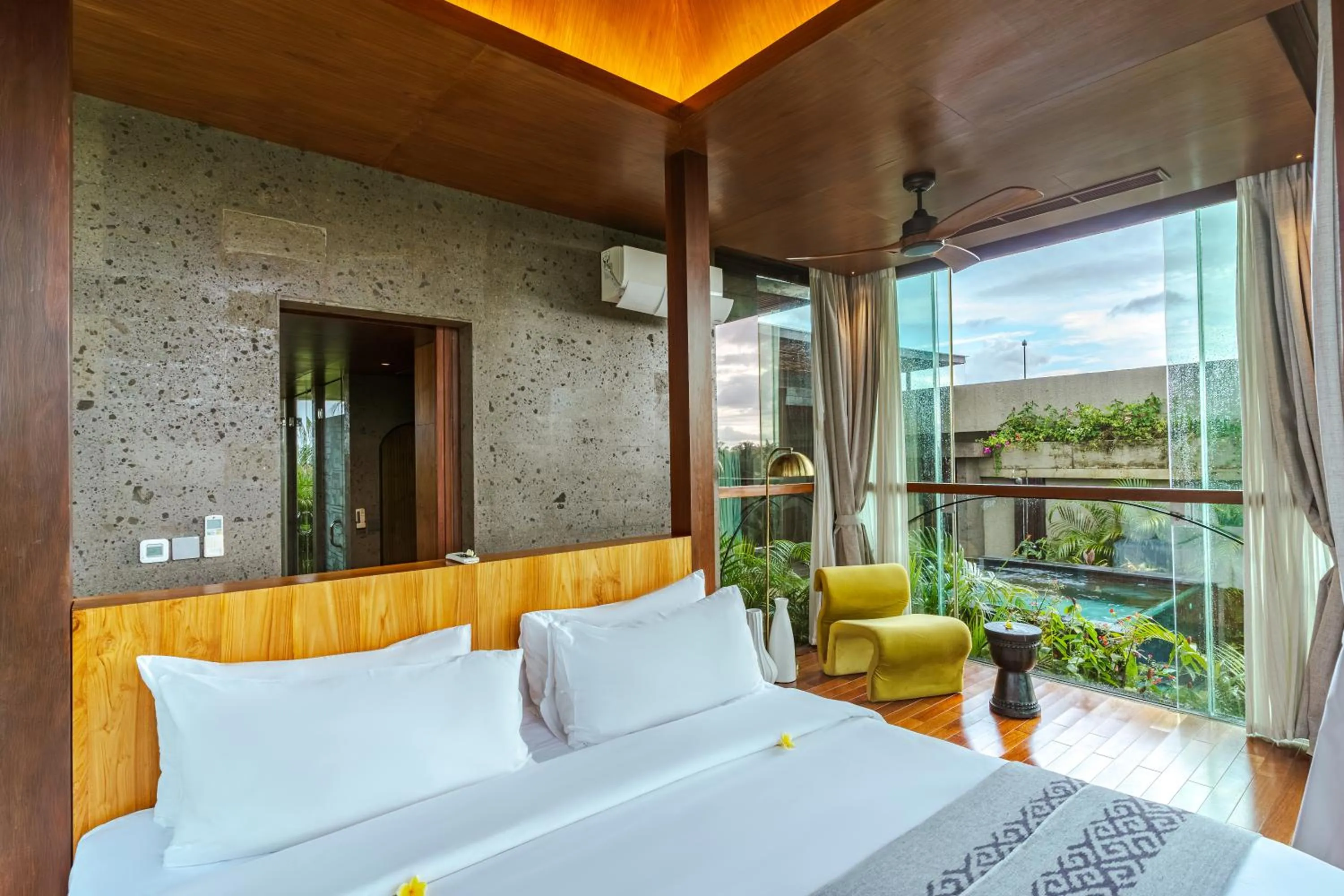 Bed in Soulshine Resort Ubud, Bali