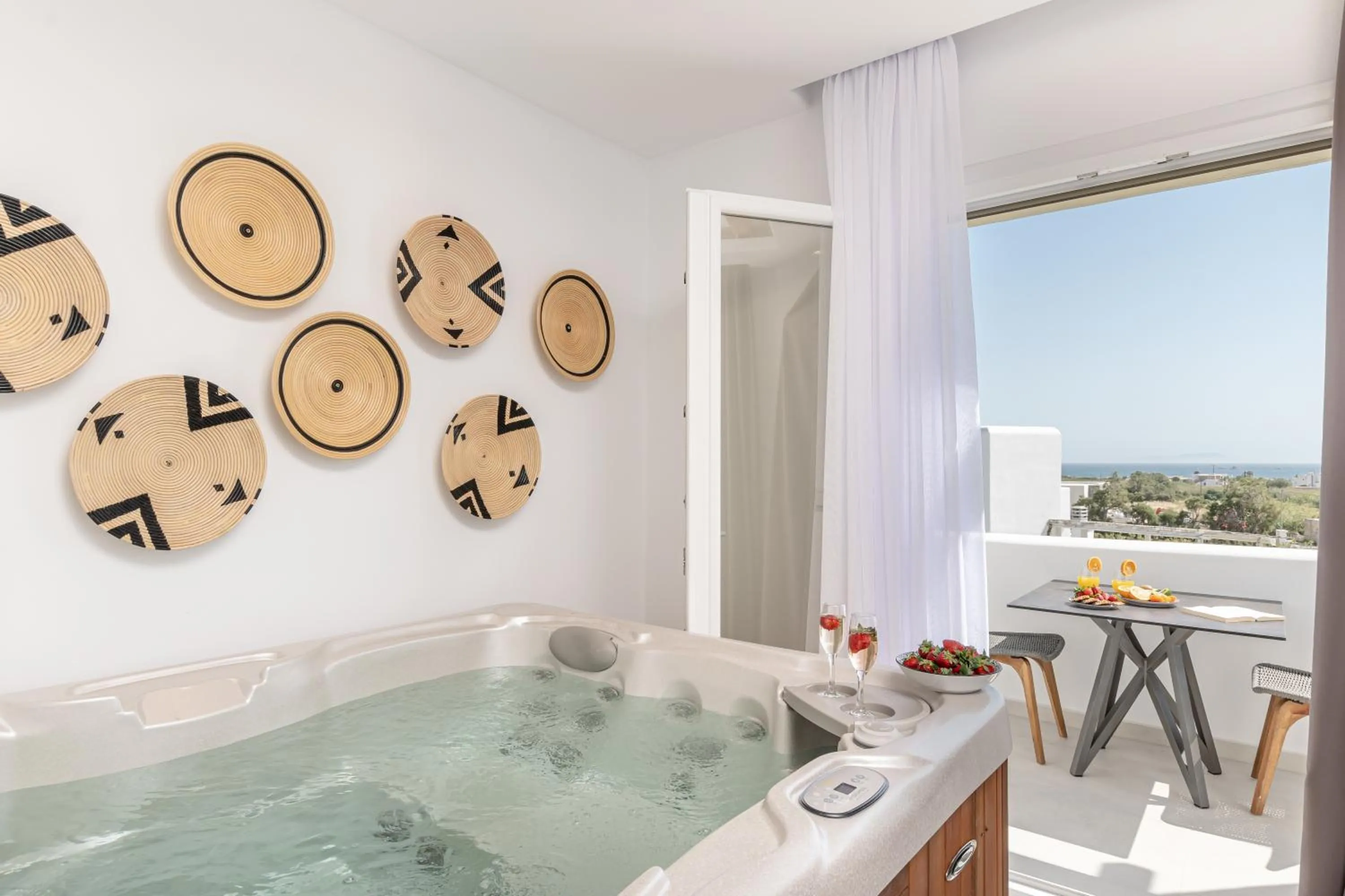 Hot Tub in Sea & Olives Suites Hotel and Villas