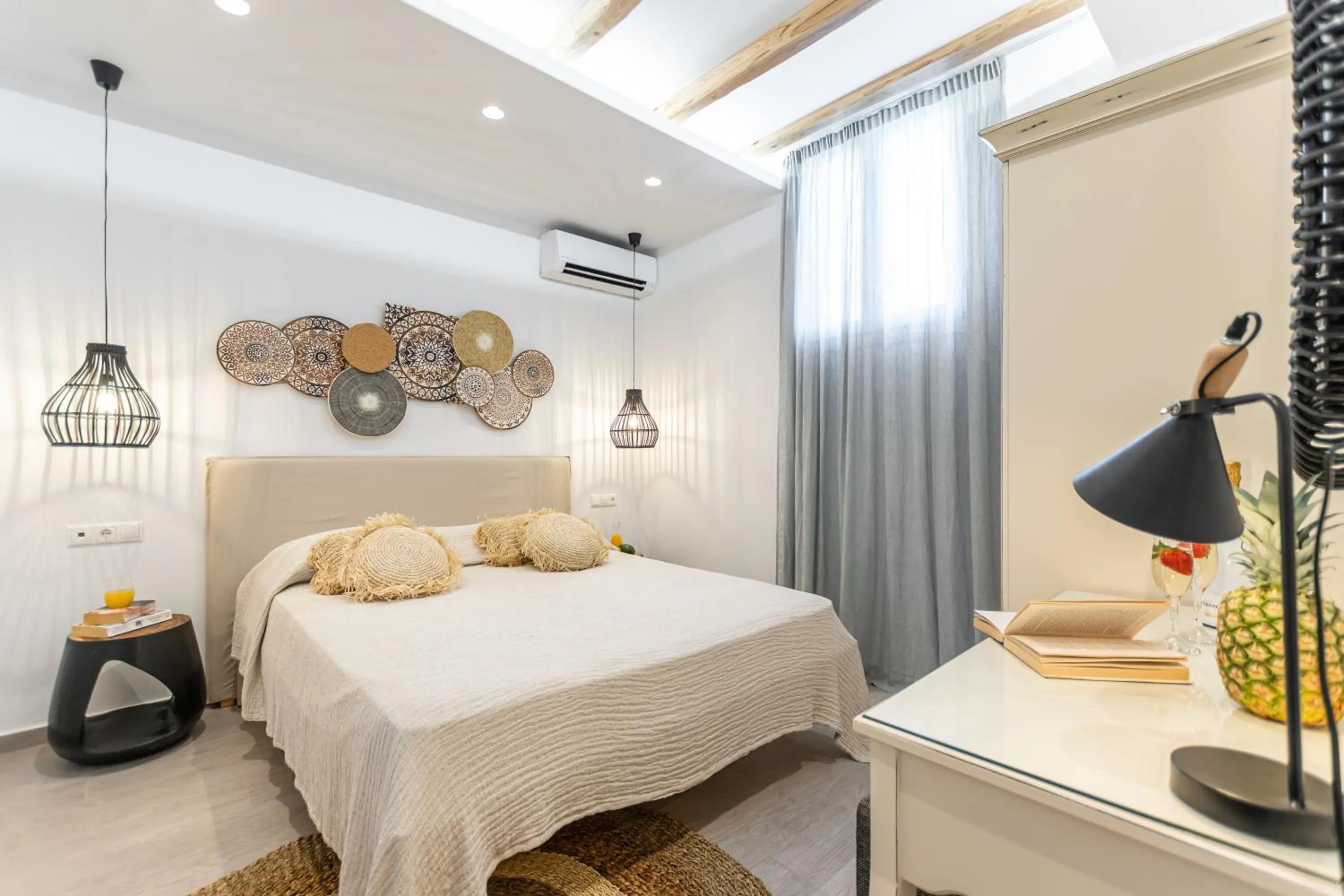 Bed in Sea & Olives Suites Hotel and Villas