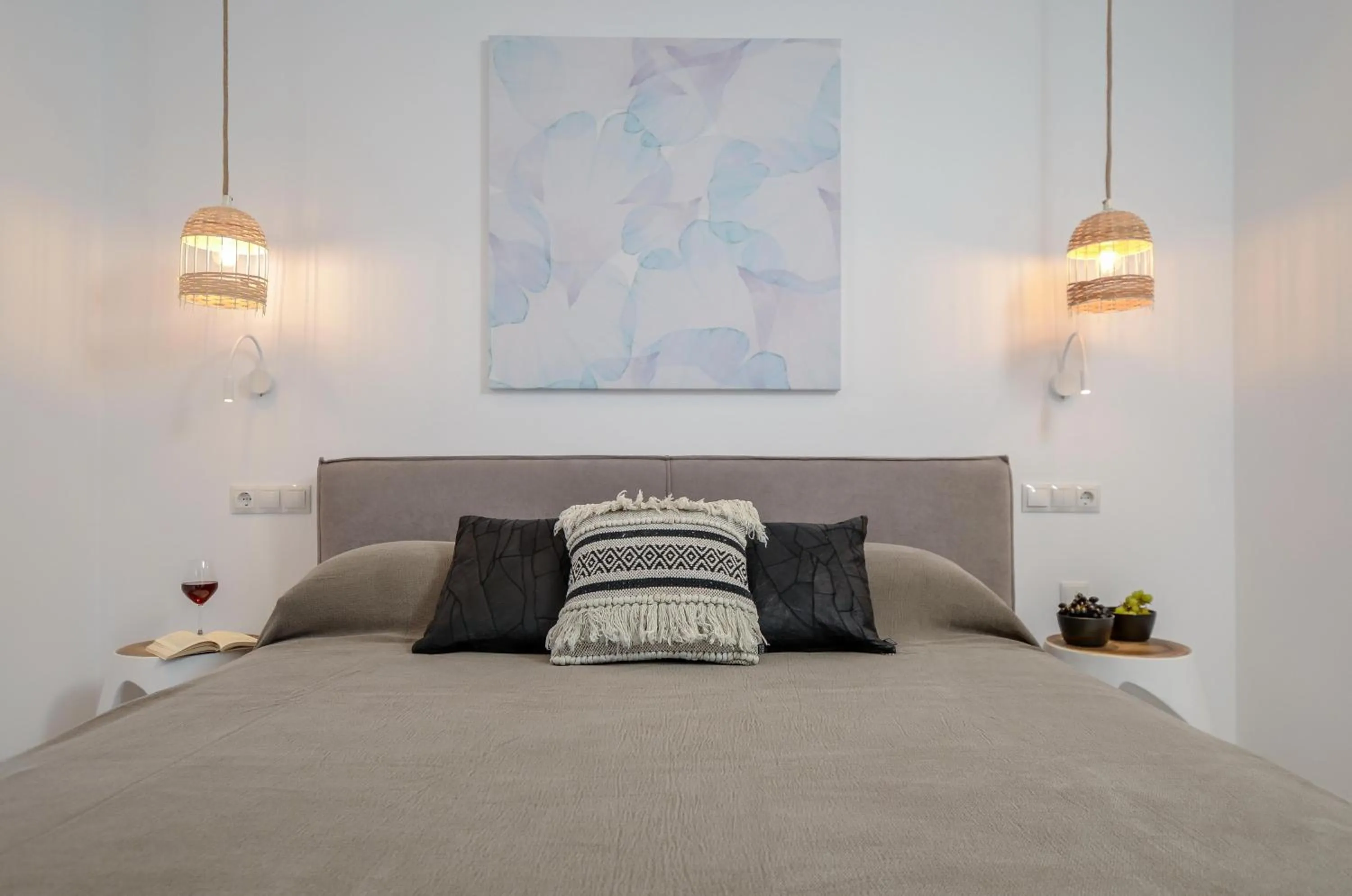 Bedroom, Bed in Sea & Olives Suites Hotel and Villas