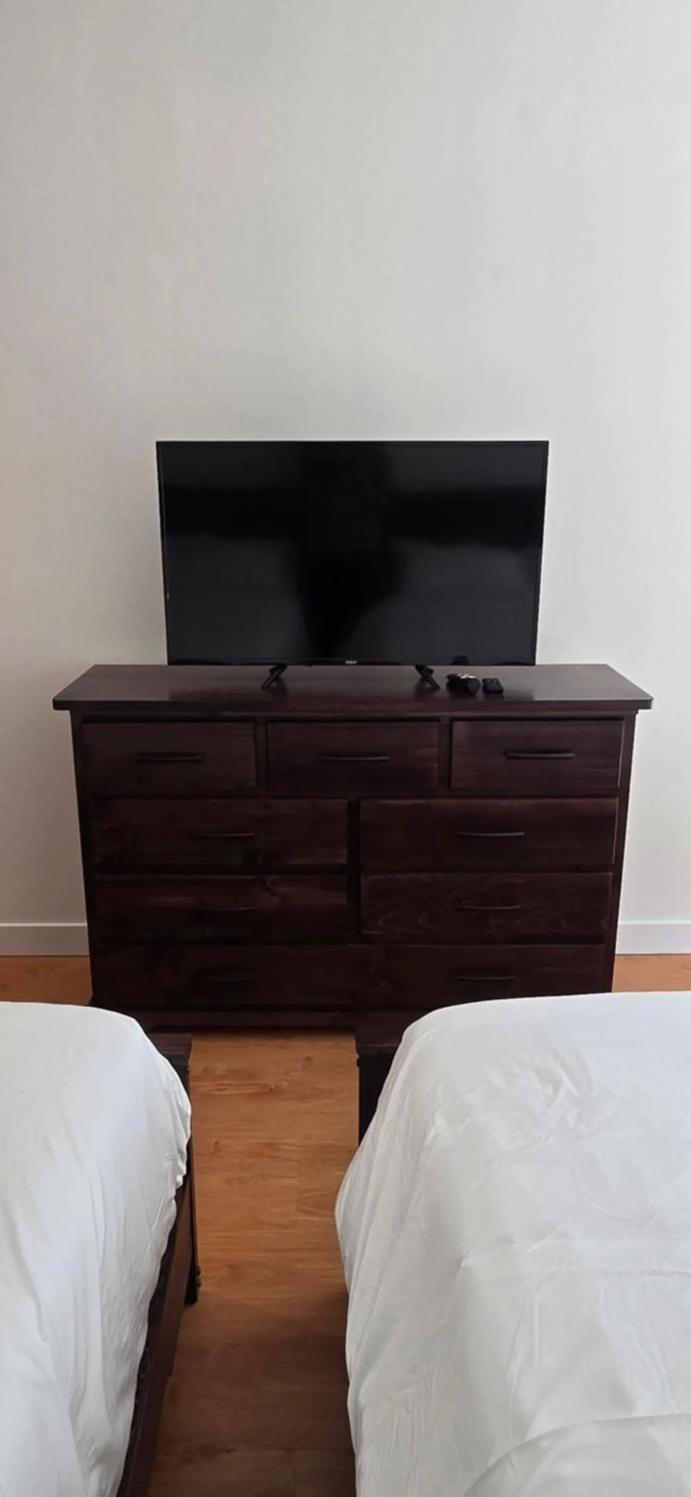 TV and multimedia, Bed in New Royal Inn
