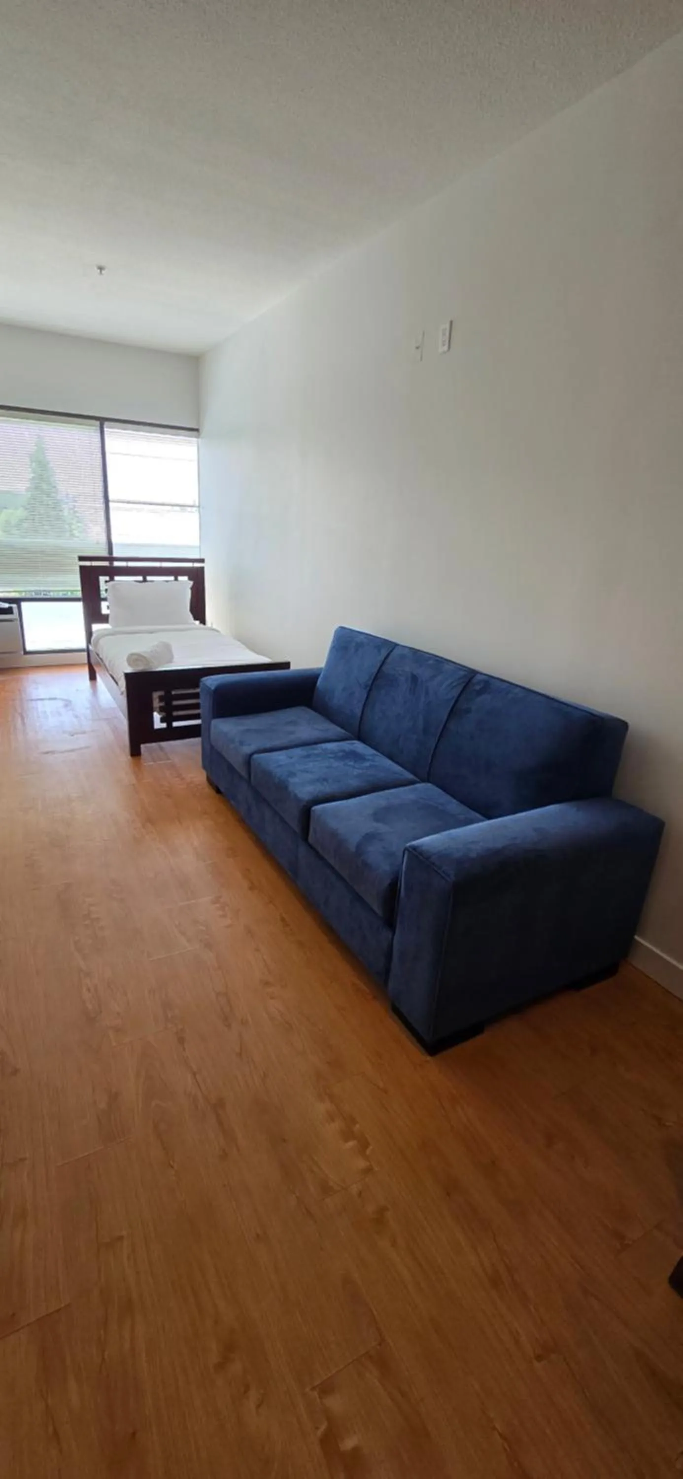 Seating area in New Royal Inn