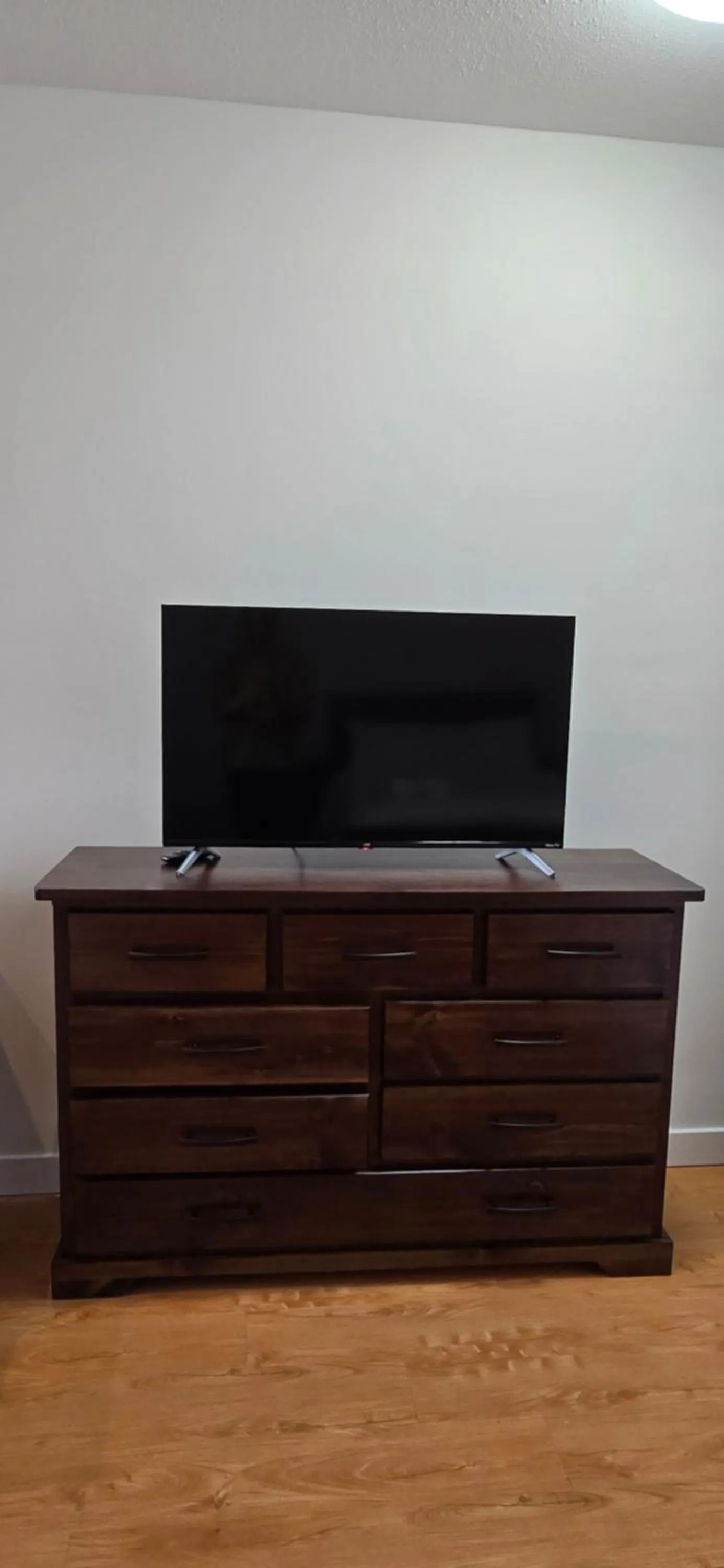 TV and multimedia in New Royal Inn