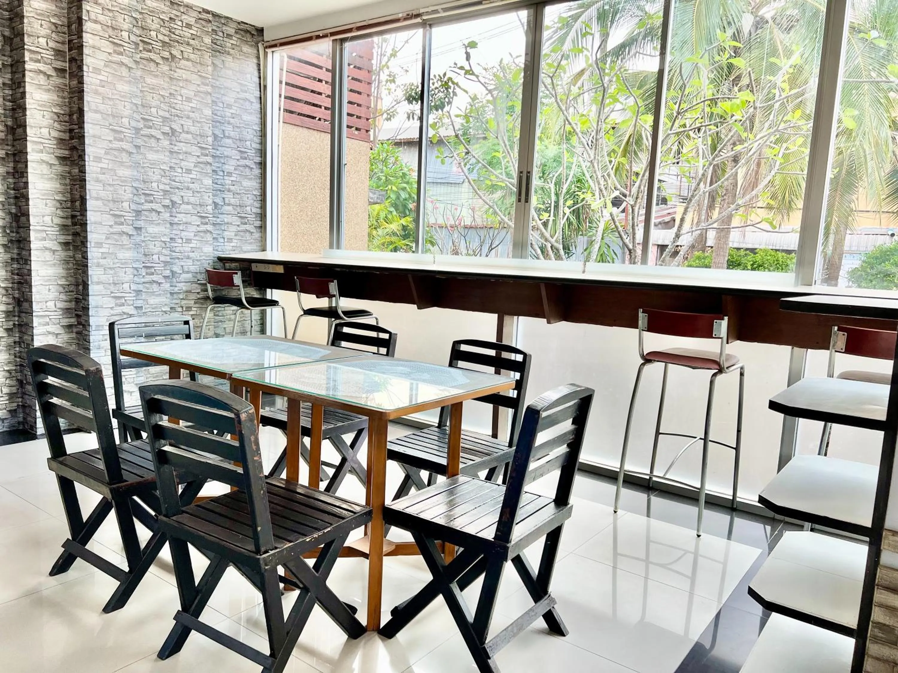 Seating area in Sunshine Place Udon