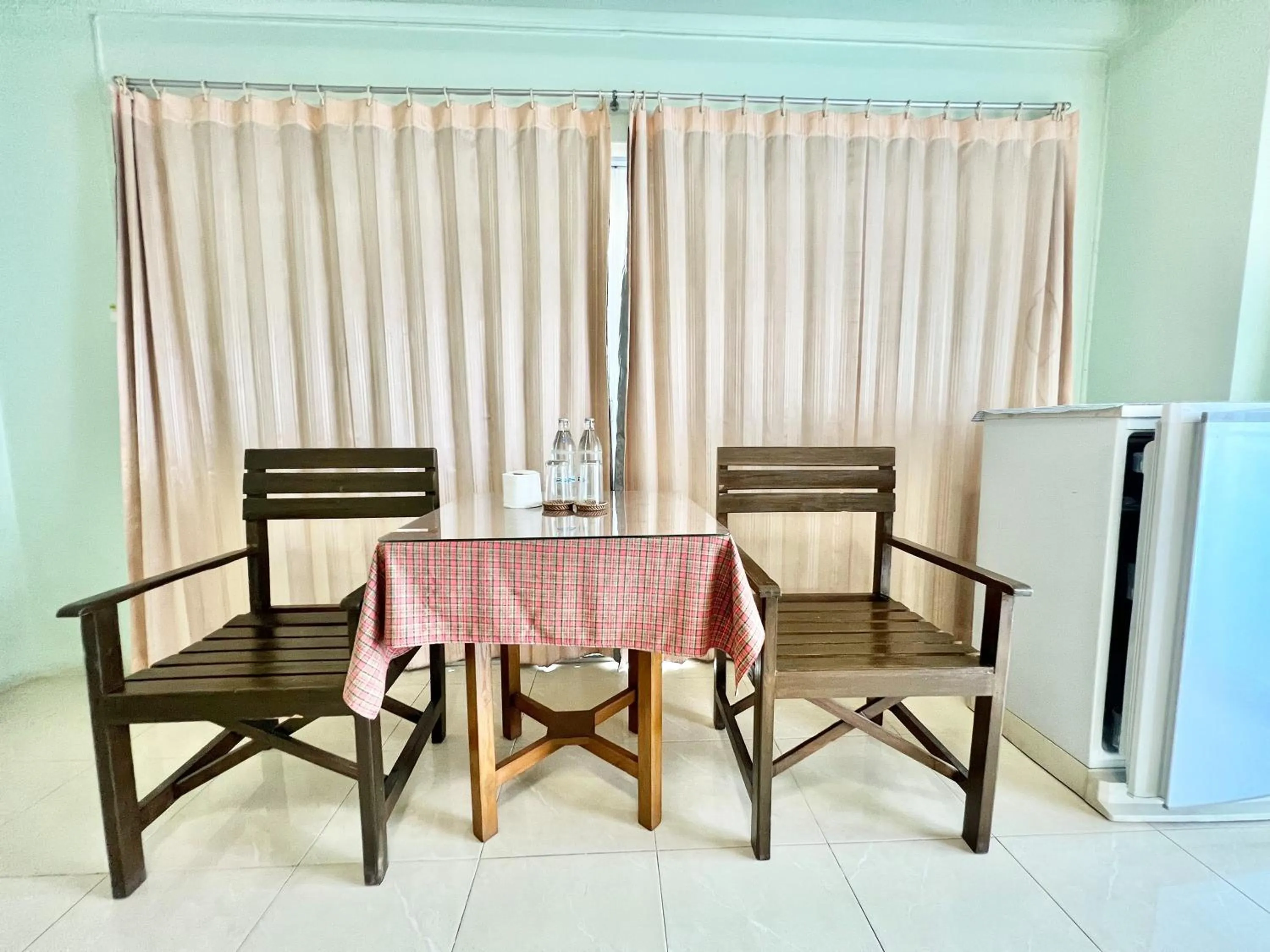 Seating area in Sunshine Place Udon