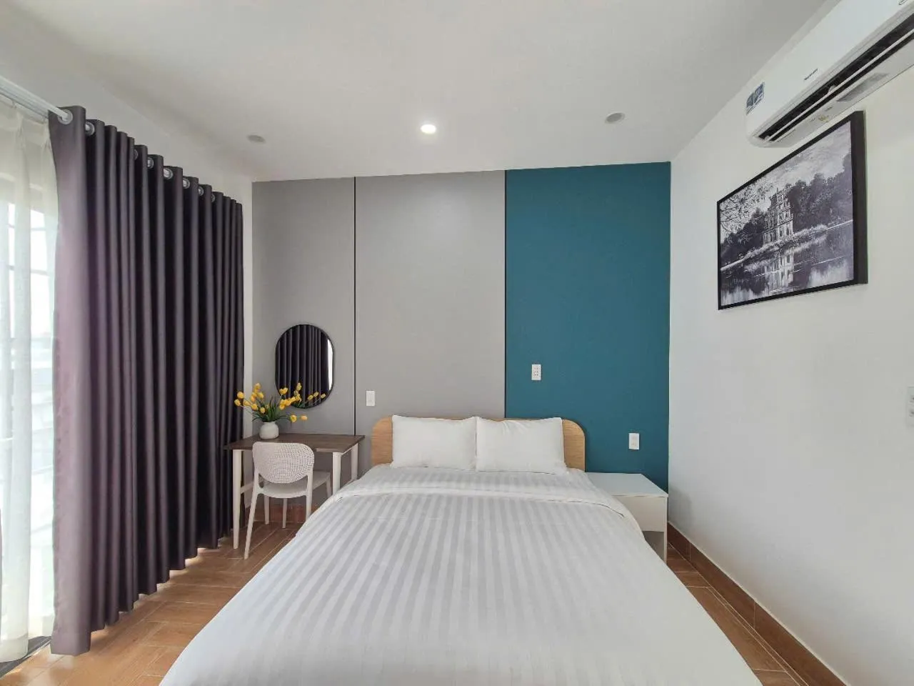 Balcony/Terrace, Bed in APEC Hotel