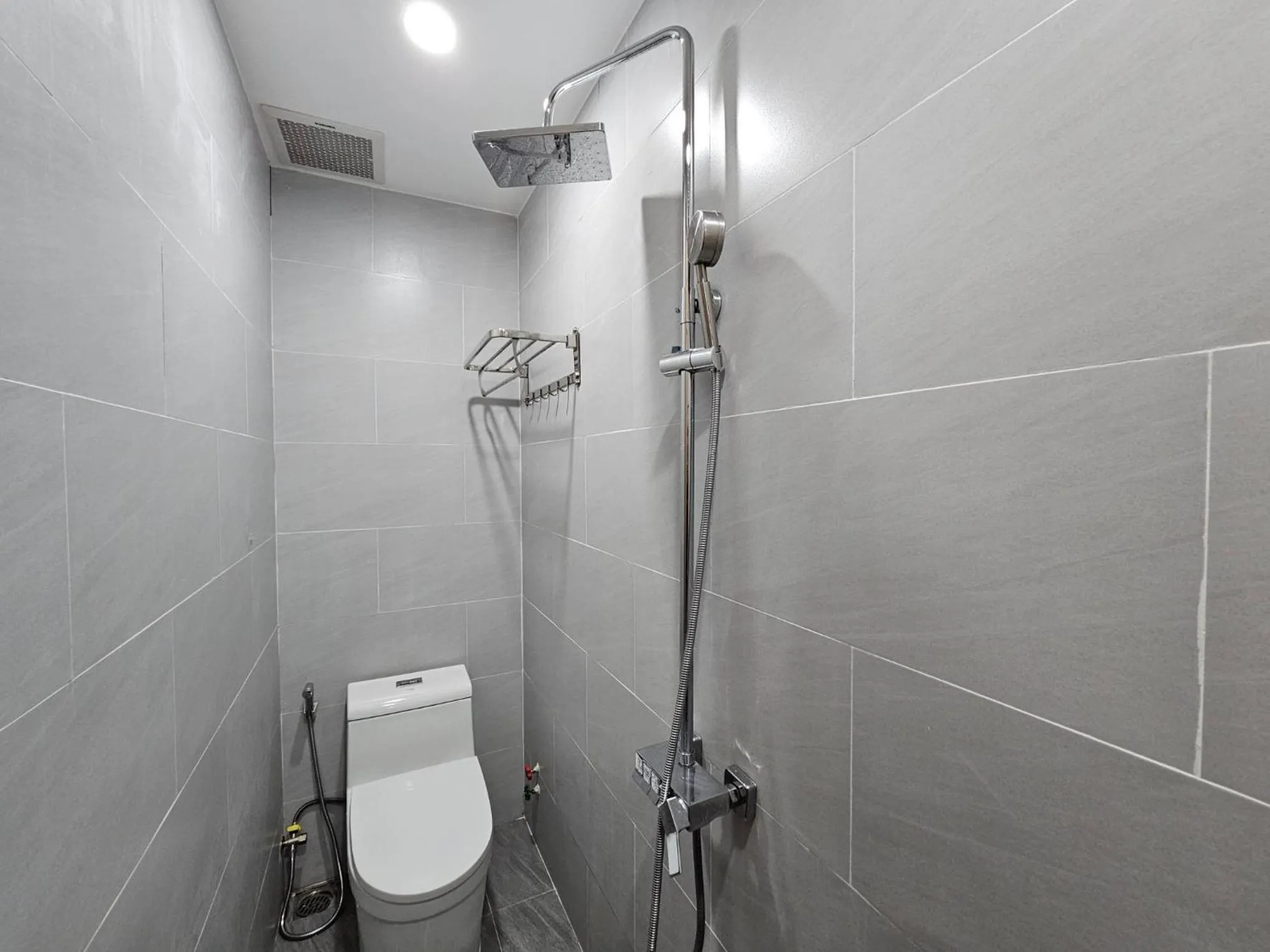 Shower in APEC Hotel