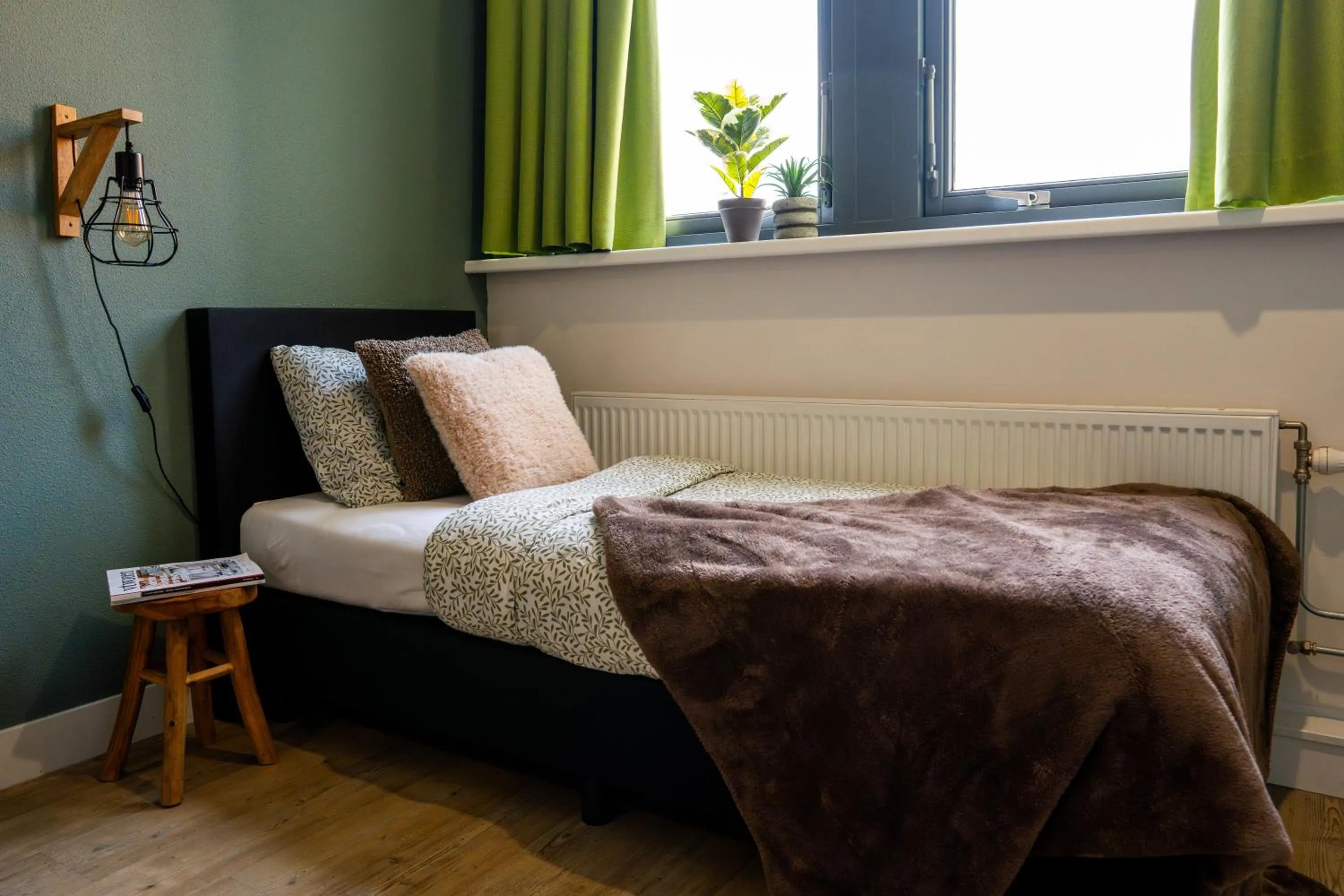 Bed in Short Stay Wageningen